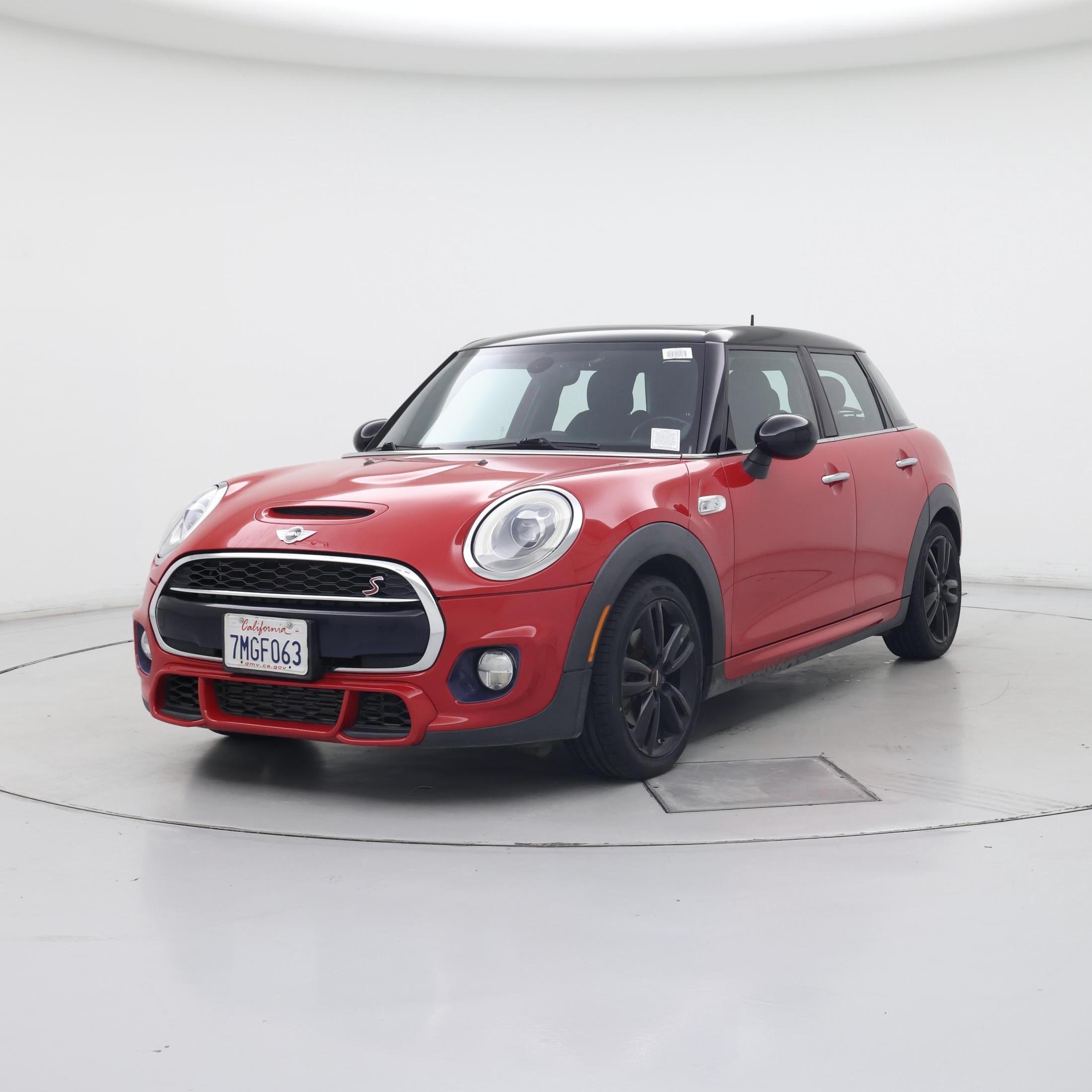 Thumbnail: 2015 MINI Cooper Hardtop - 4