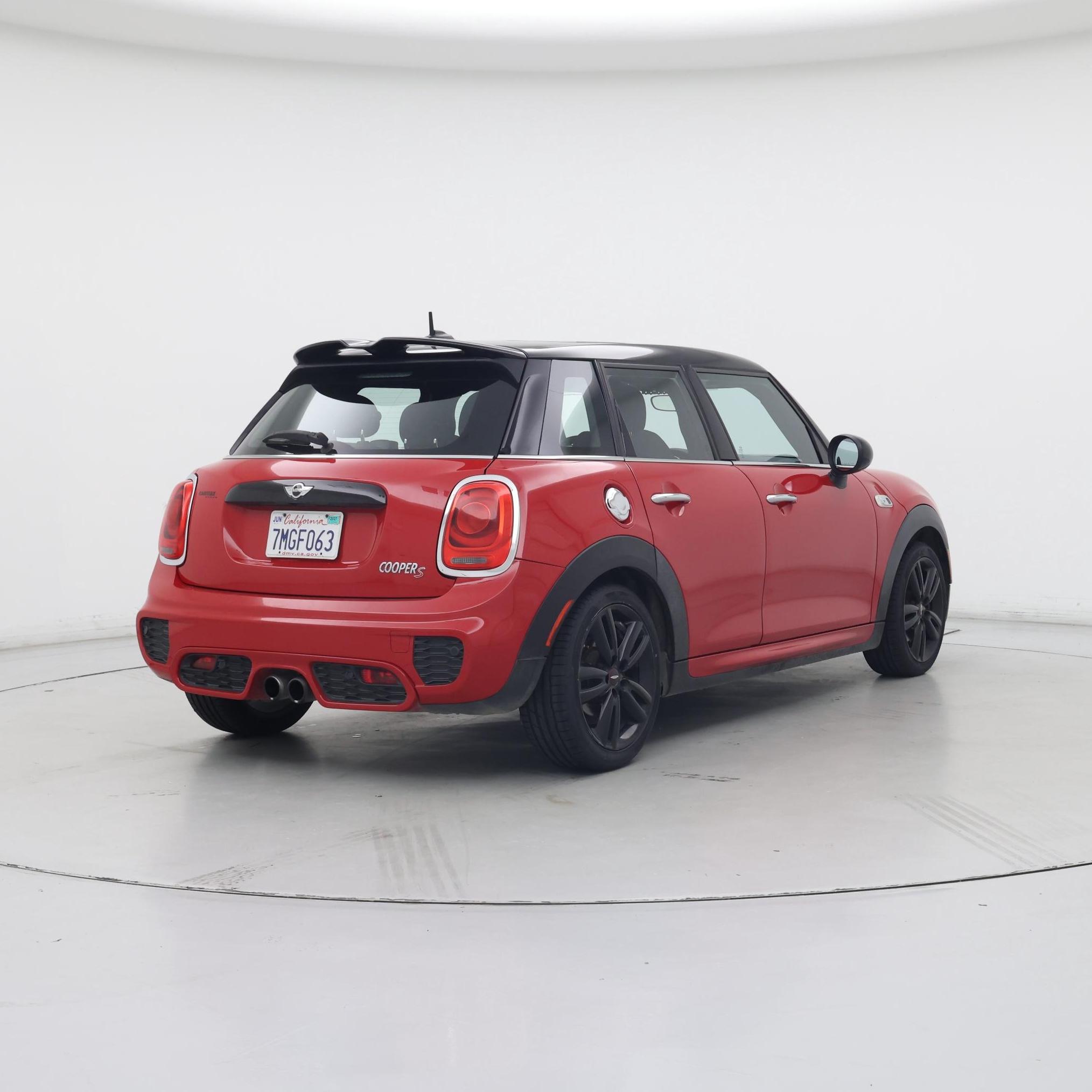 Thumbnail: 2015 MINI Cooper Hardtop - 8