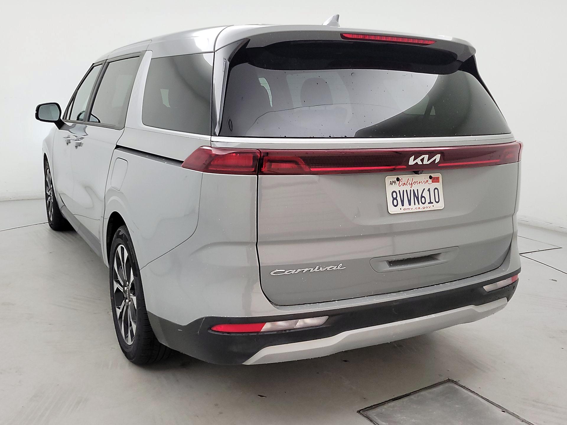 Thumbnail: 2022 Kia Carnival - 7