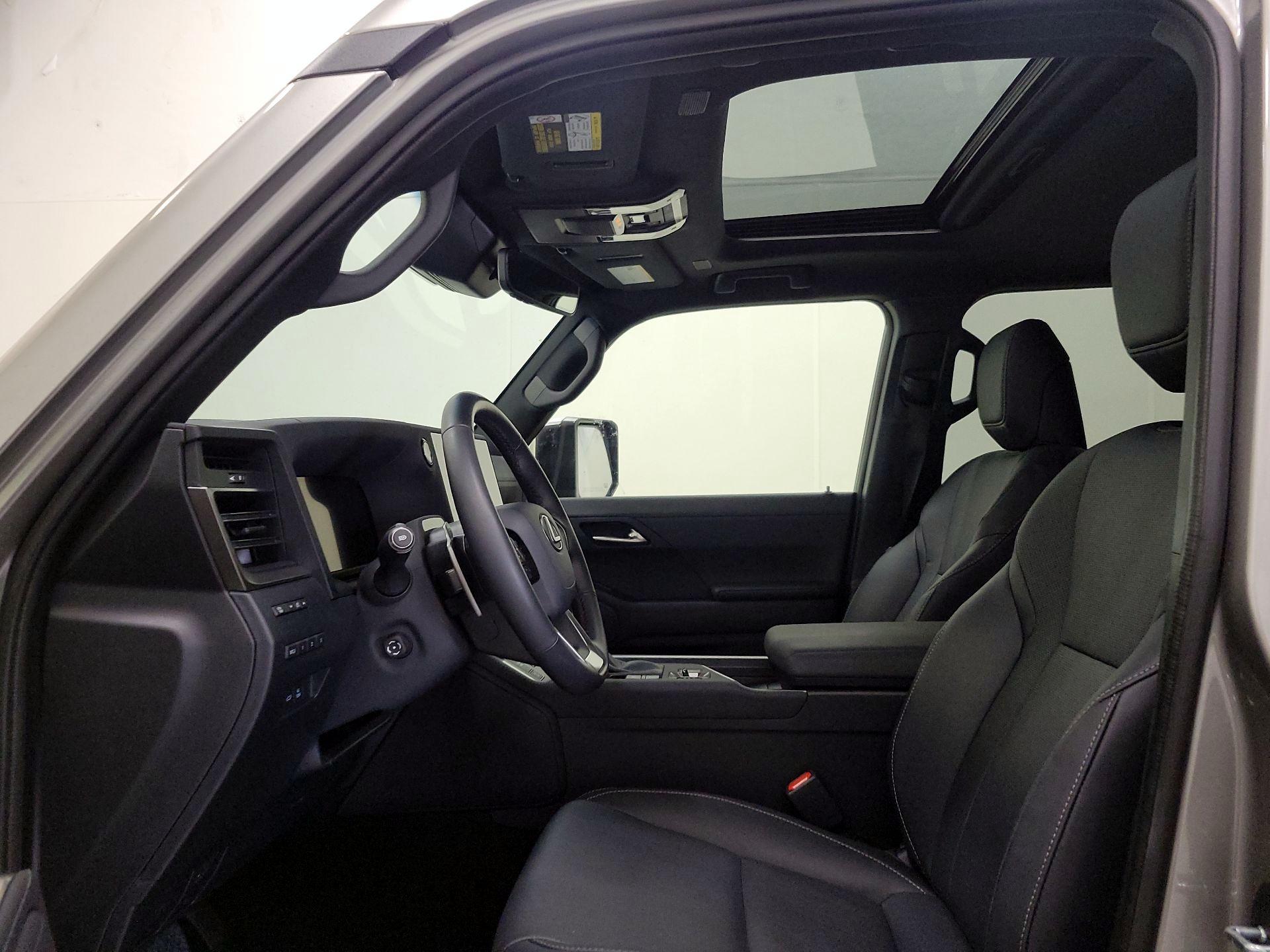 Thumbnail: 2025 Lexus GX - 19