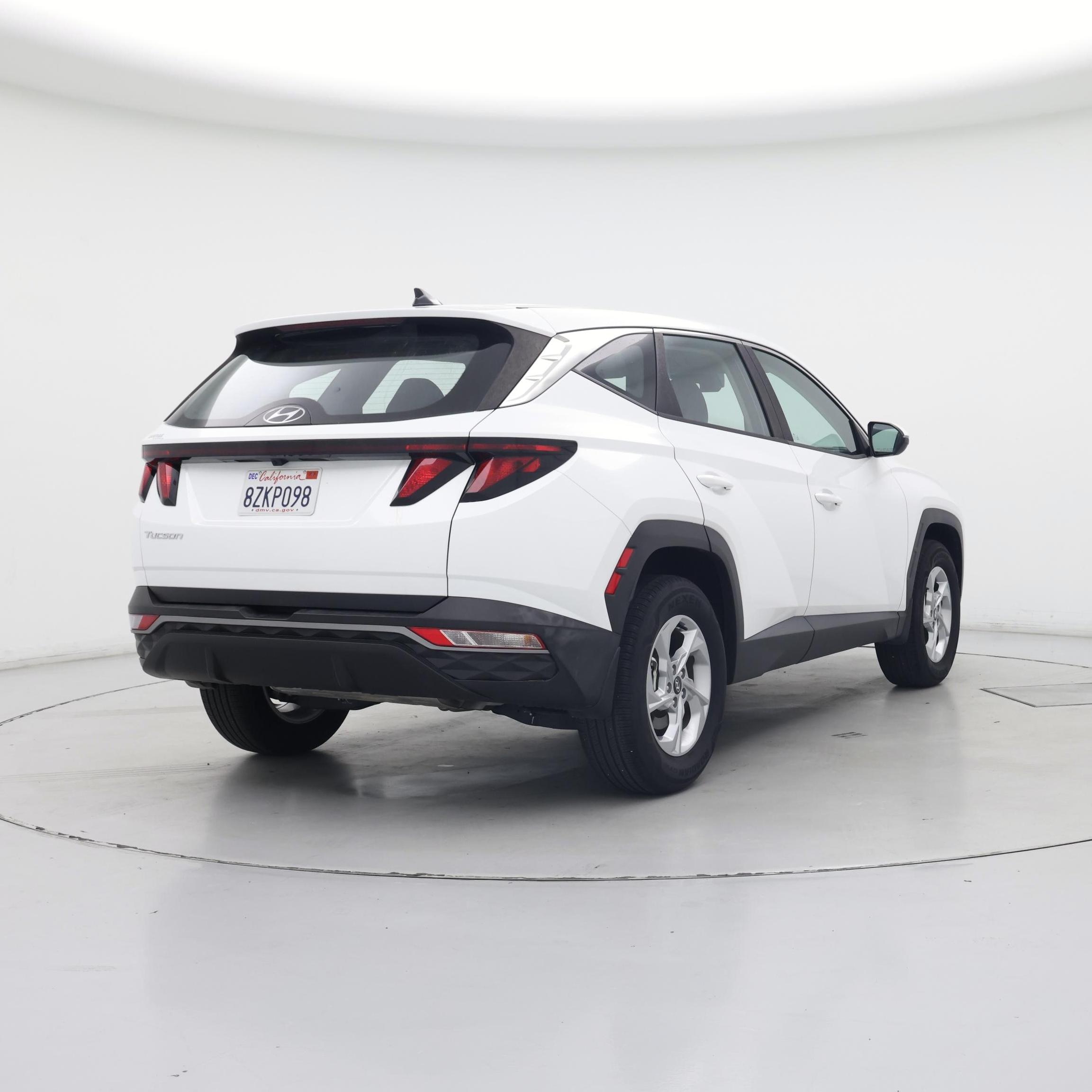 Thumbnail: 2022 Hyundai Tucson - 8
