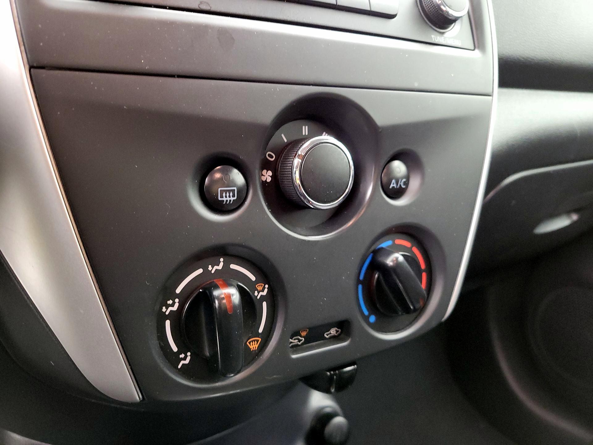 Thumbnail: 2017 Nissan Versa - 15
