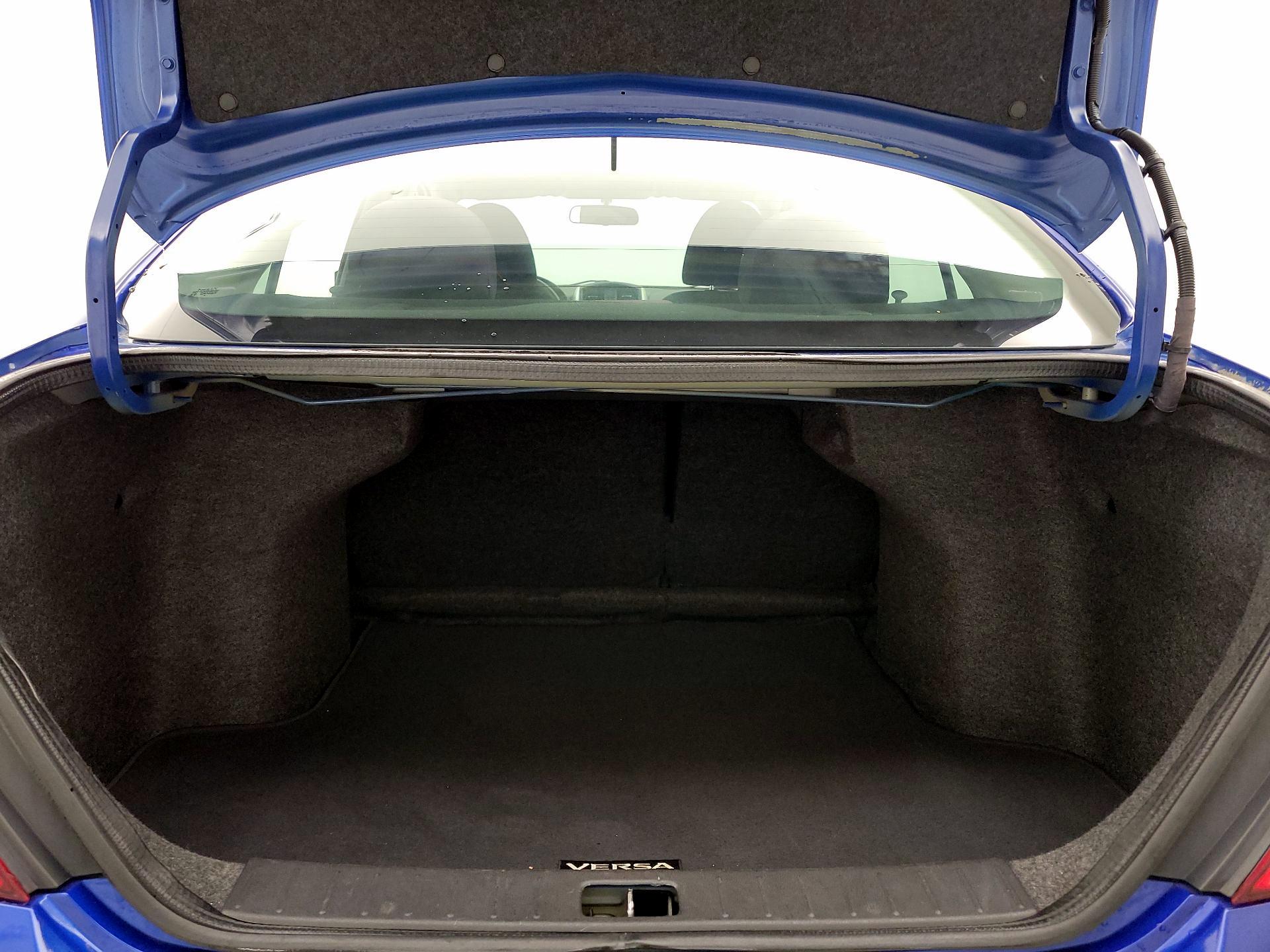 Thumbnail: 2017 Nissan Versa - 19