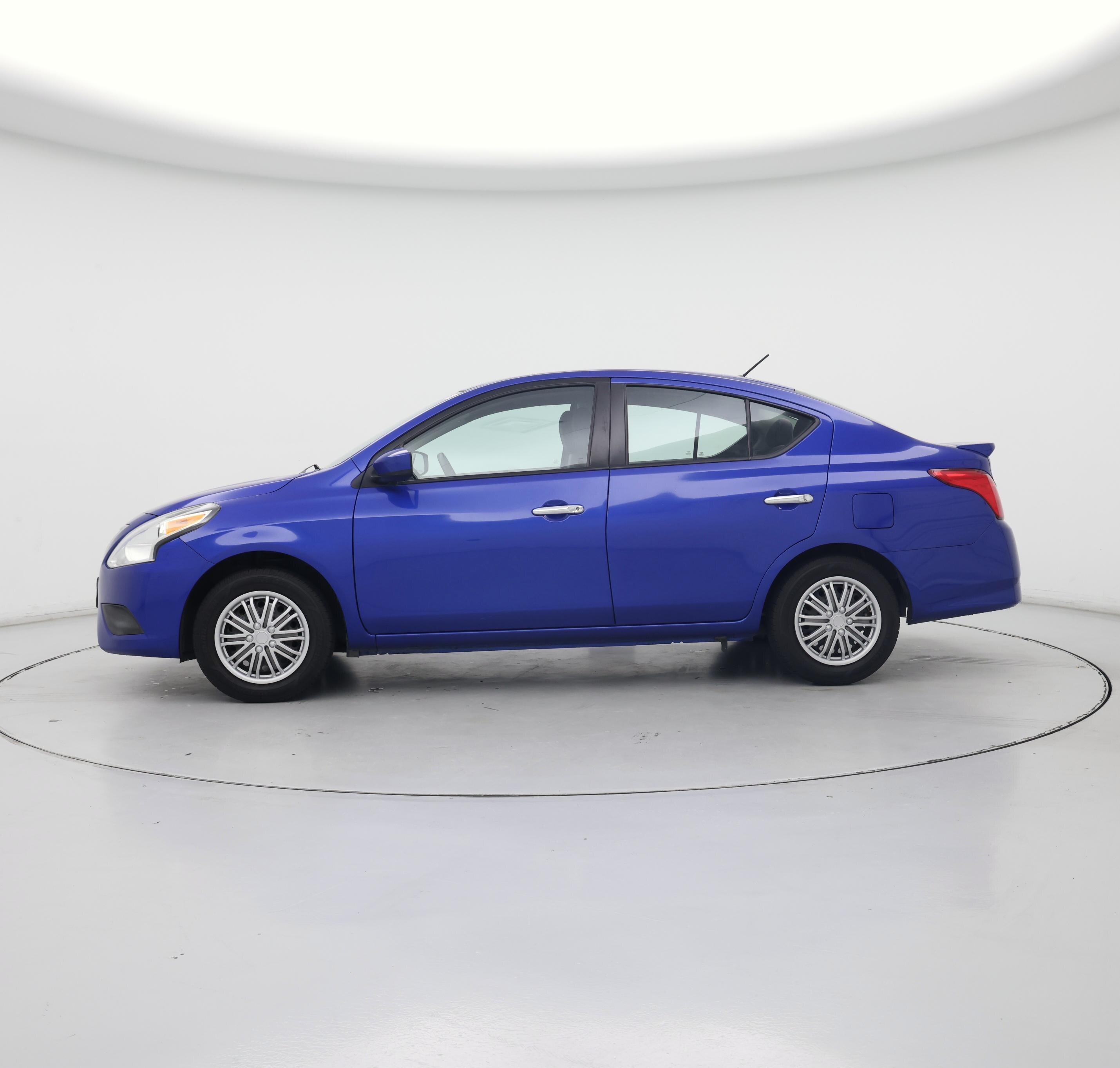 Thumbnail: 2017 Nissan Versa - 3