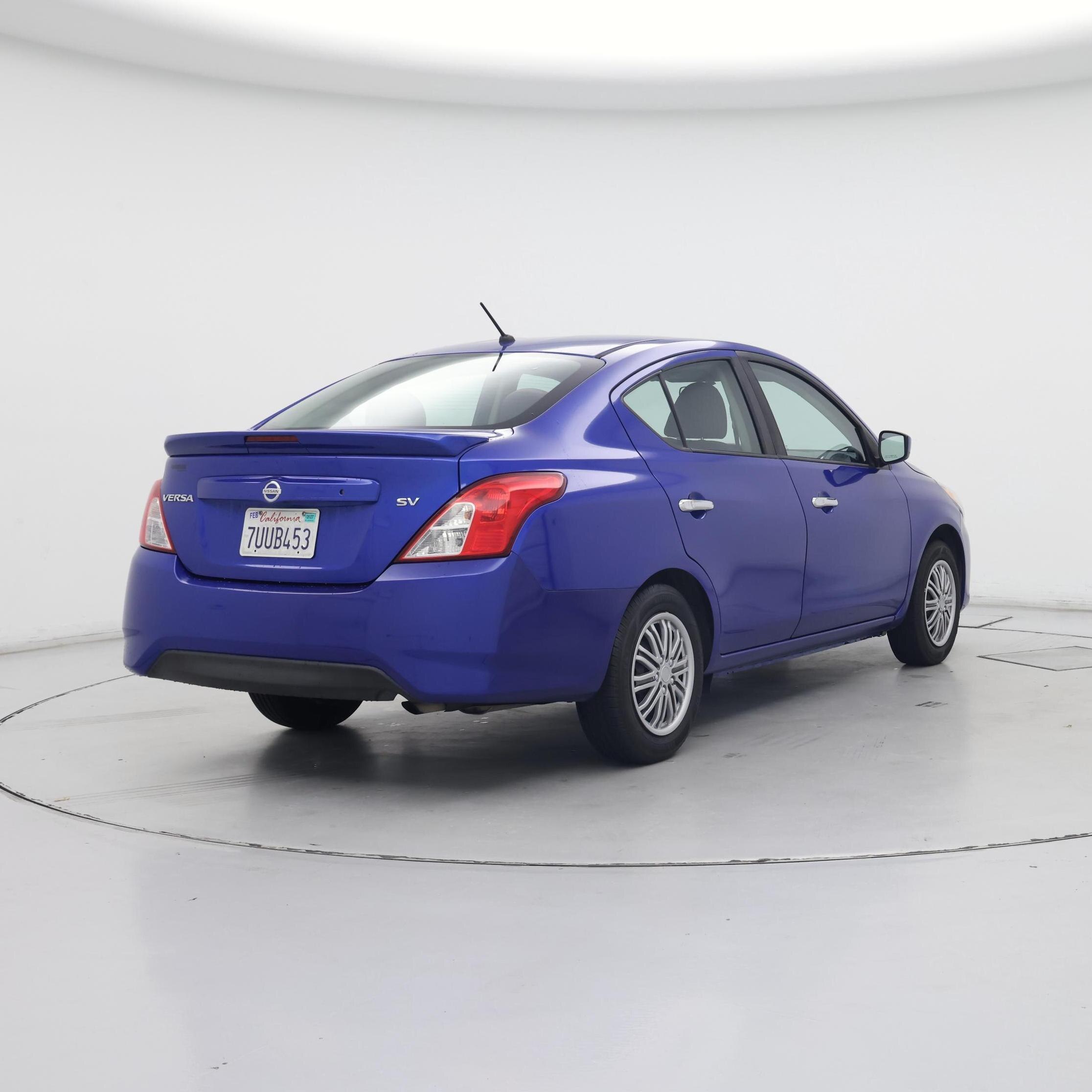 Thumbnail: 2017 Nissan Versa - 8