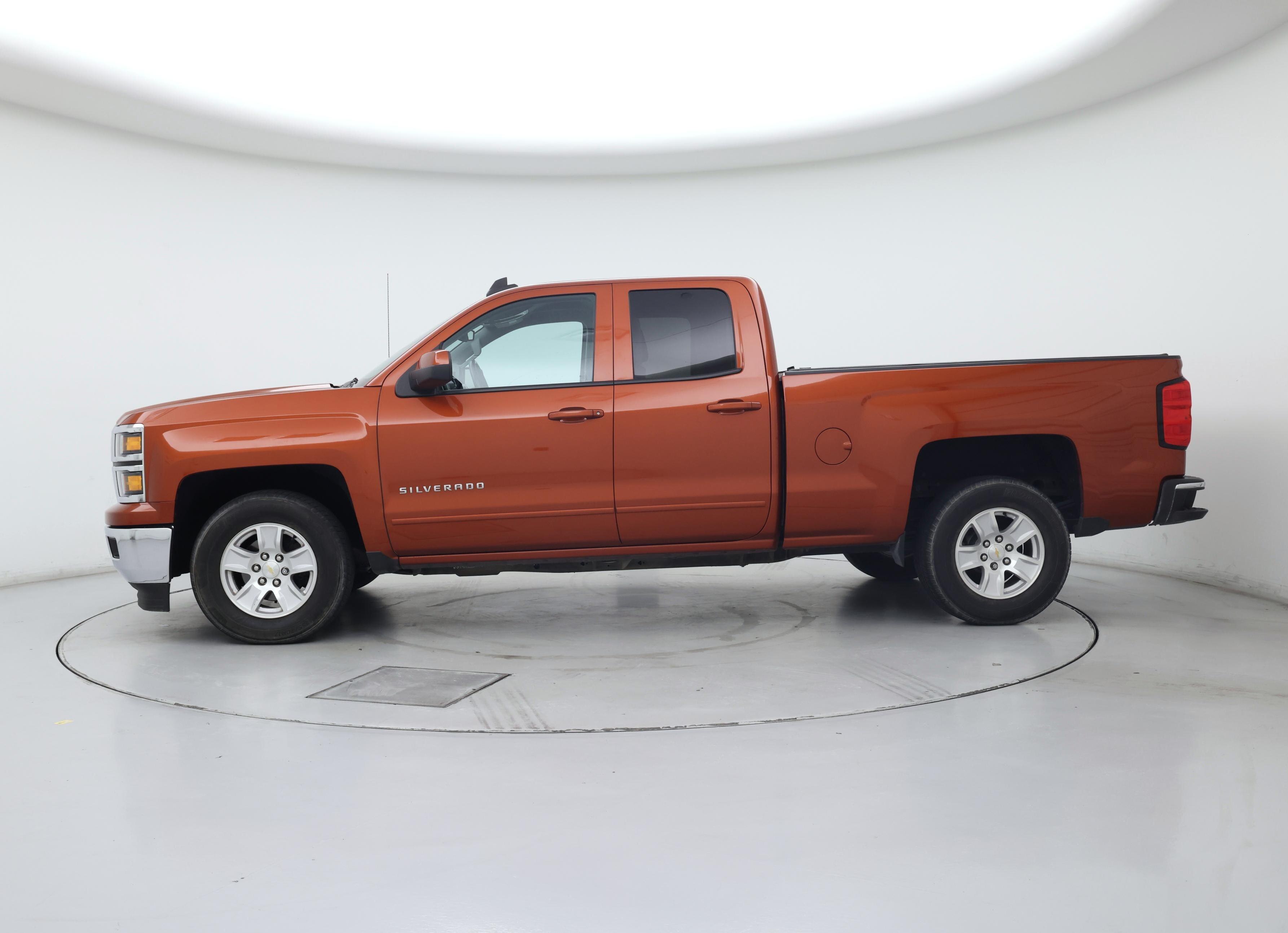 Thumbnail: 2015 Chevrolet Silverado 1500 - 3