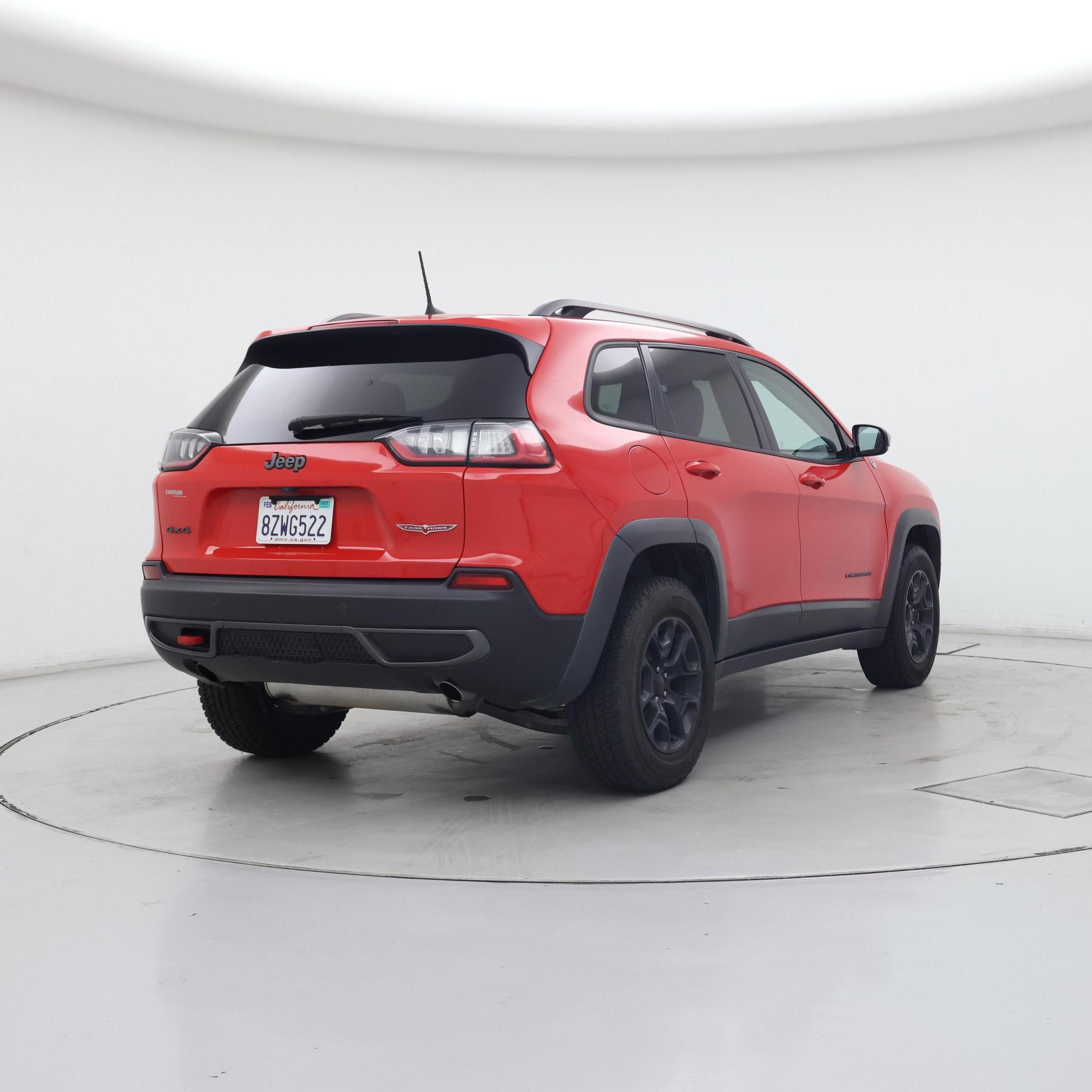 Thumbnail: 2019 Jeep Cherokee - 8