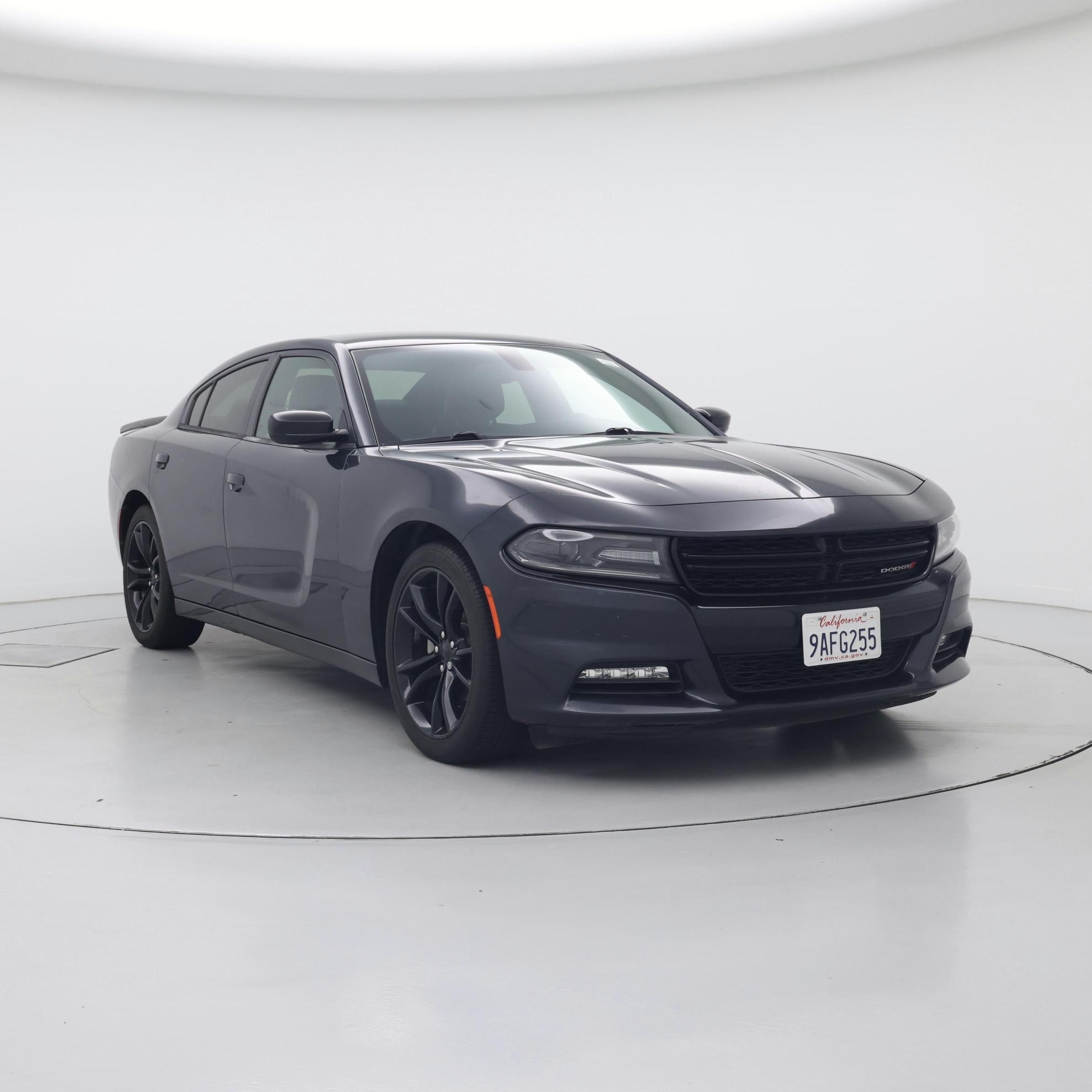  2016 Dodge Charger SXT RWD   