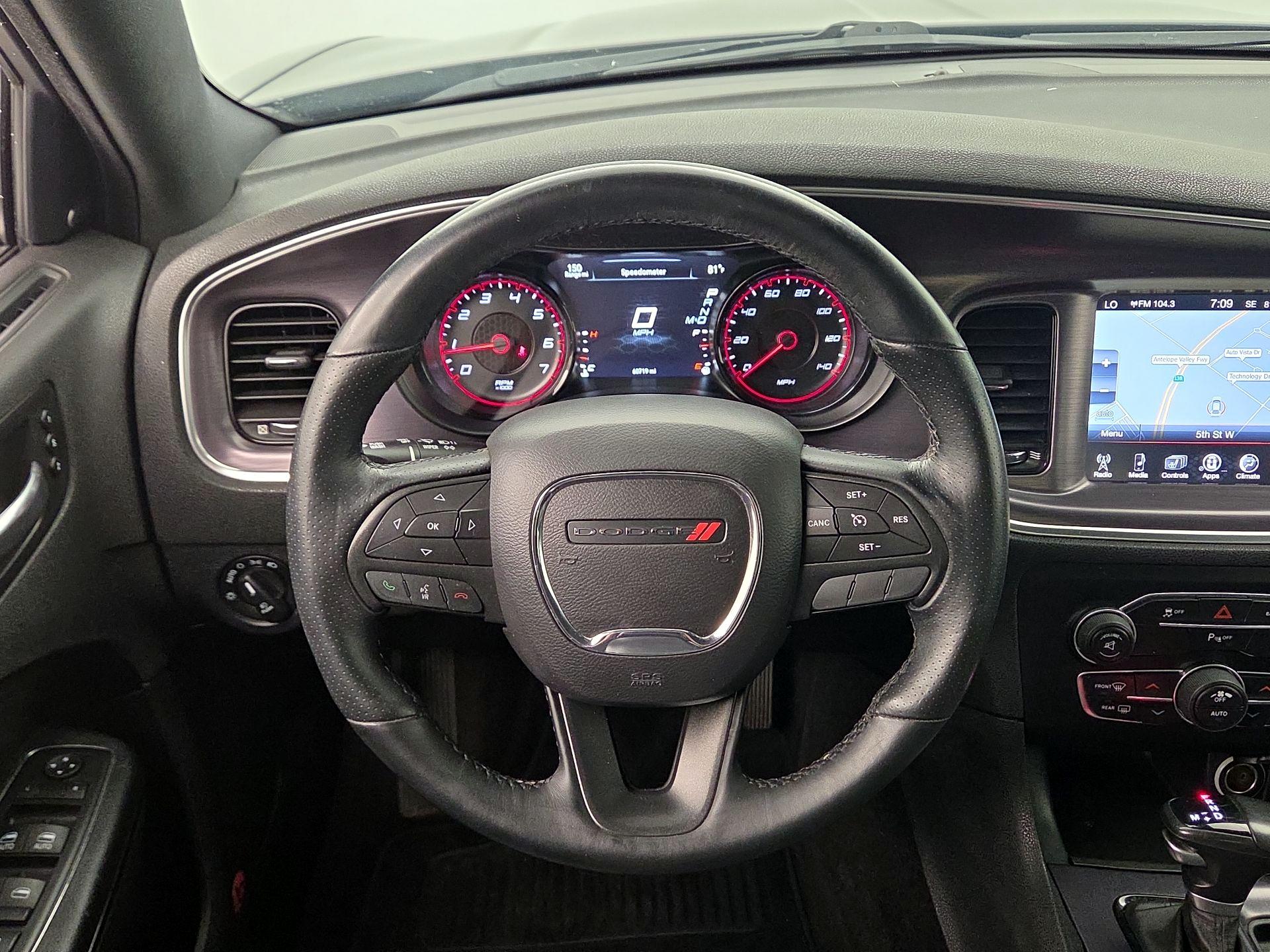 Thumbnail: 2016 Dodge Charger - 10