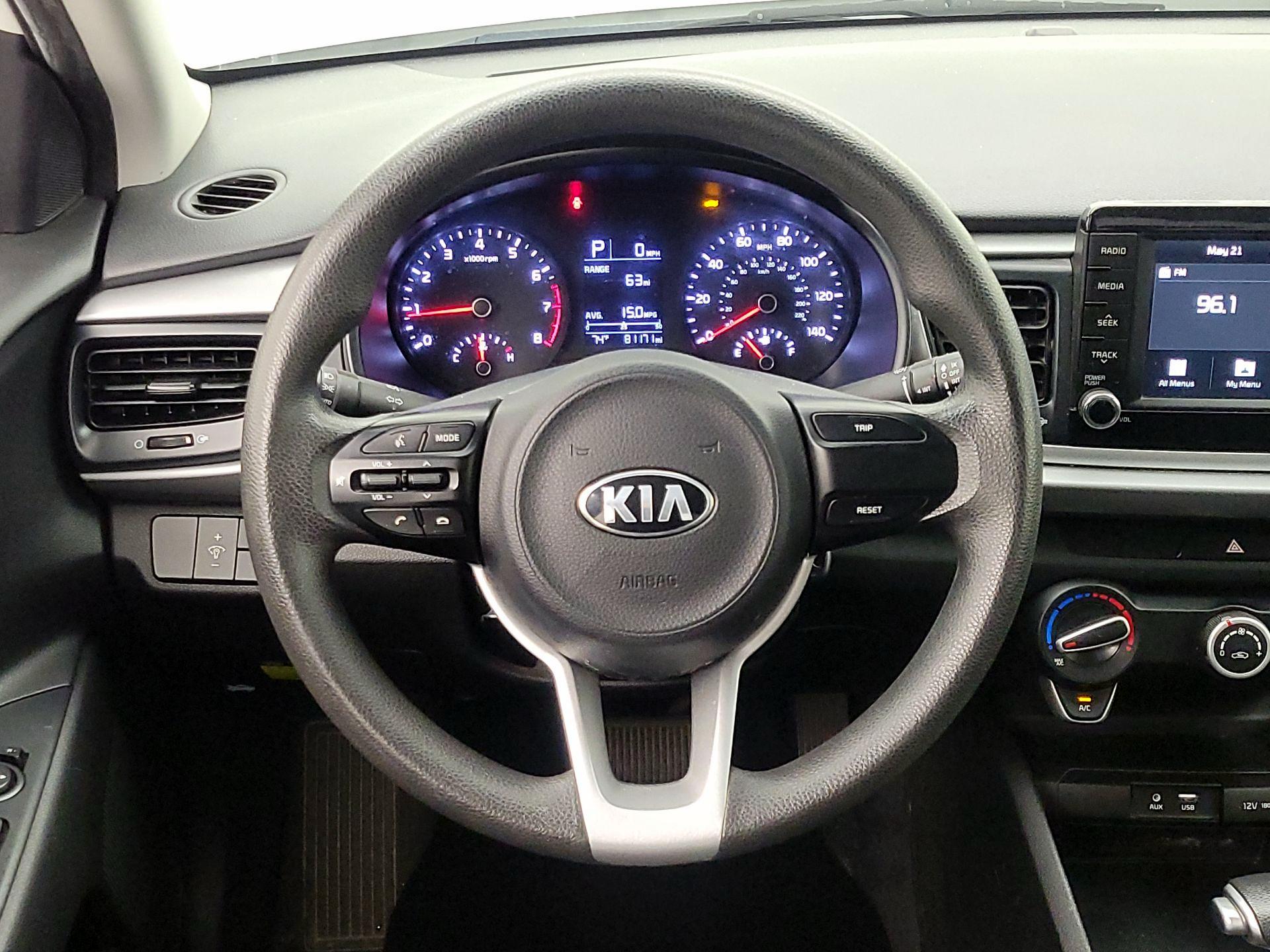 Thumbnail: 2020 Kia Rio - 10