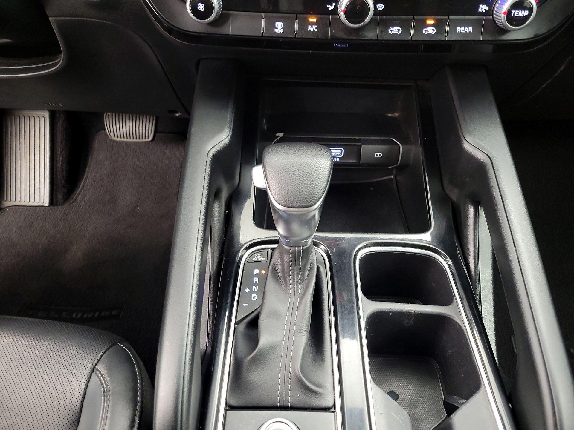Thumbnail: 2021 Kia Telluride - 17