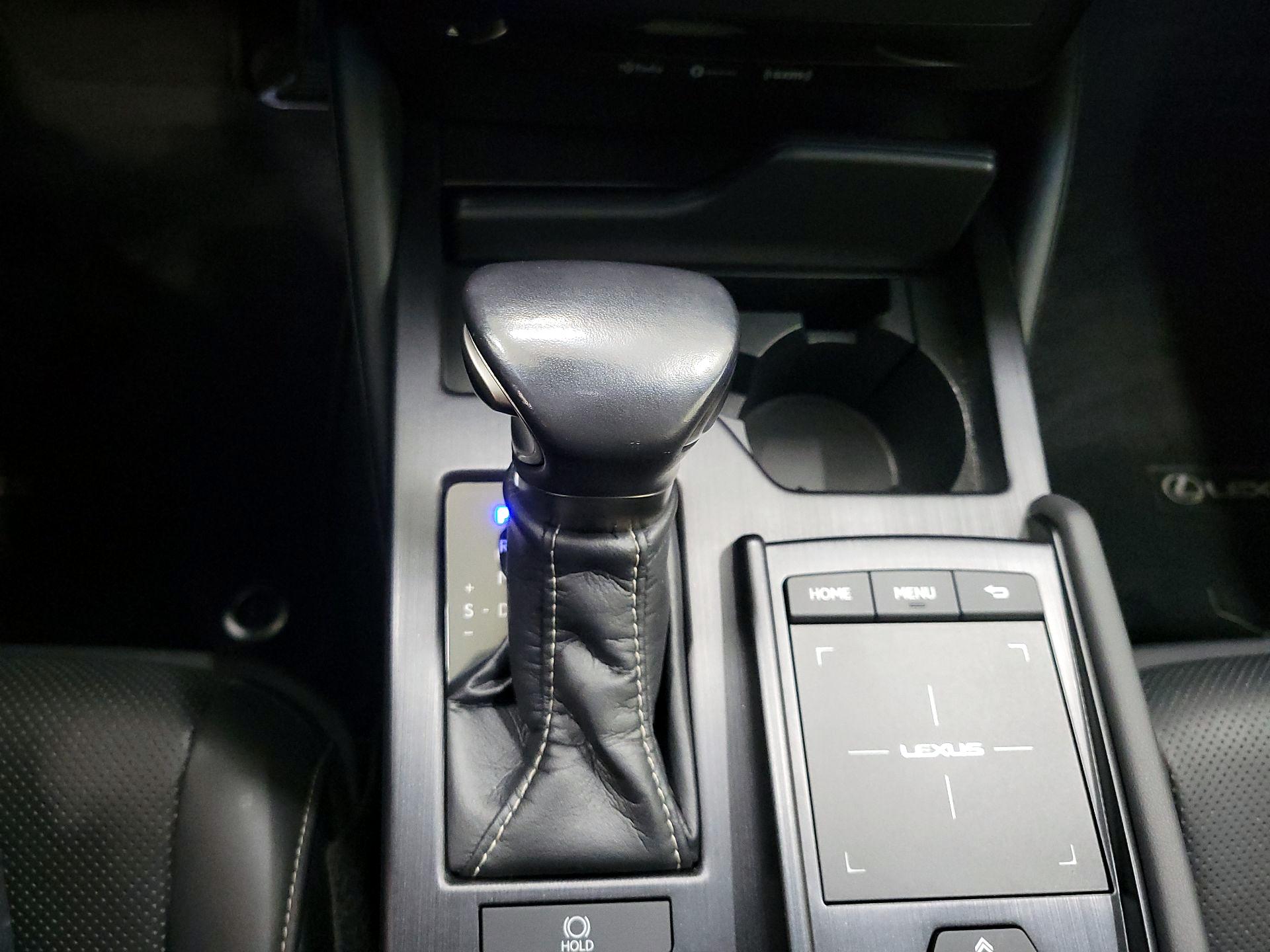 Thumbnail: 2021 Lexus ES - 15