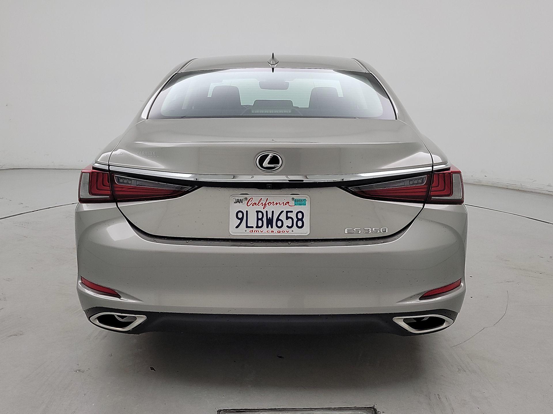 Thumbnail: 2021 Lexus ES - 6