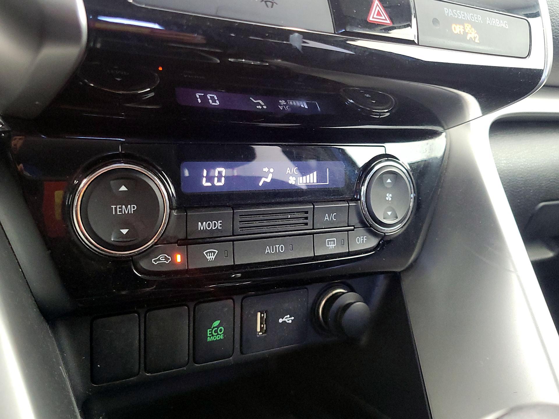 Thumbnail: 2019 Mitsubishi Eclipse Cross - 16