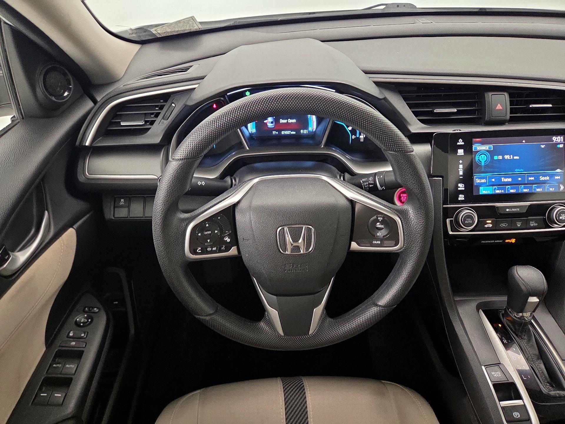 Thumbnail: 2017 Honda Civic - 10