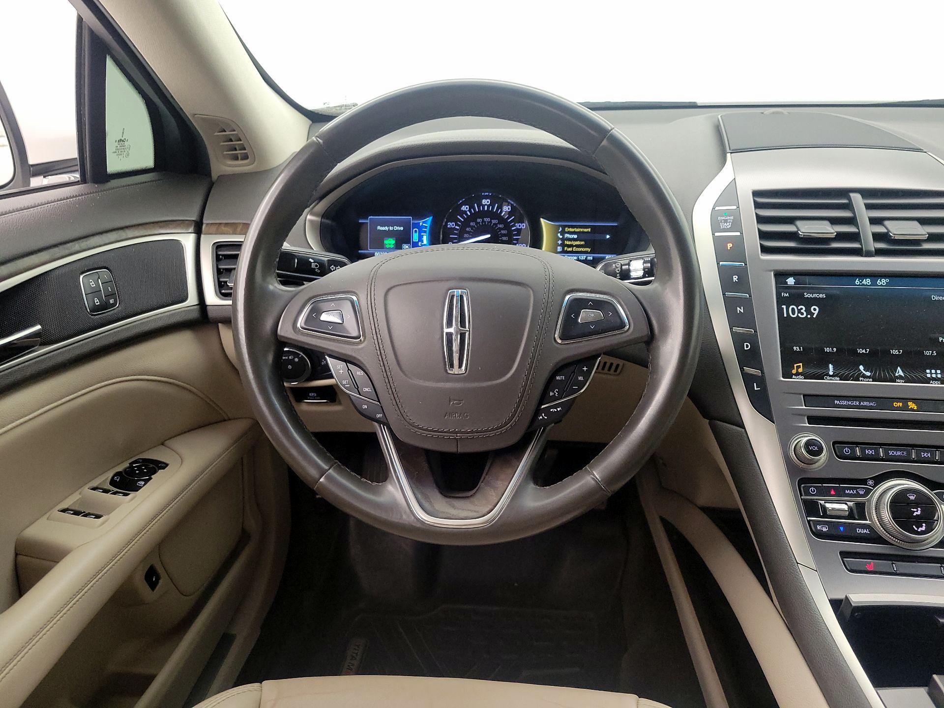 Thumbnail: 2018 Lincoln MKZ - 10