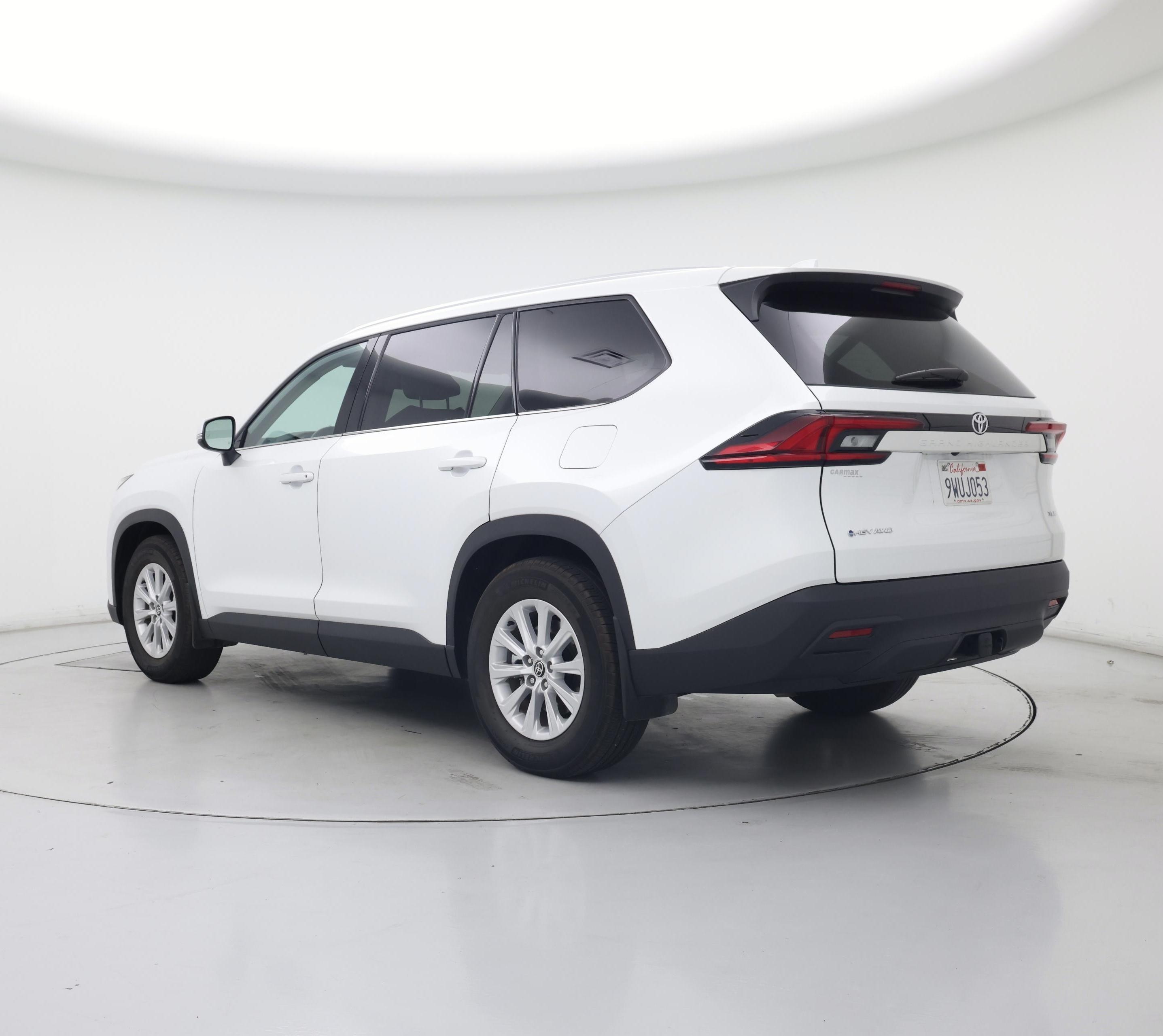 Thumbnail: 2026 Toyota Highlander - 2