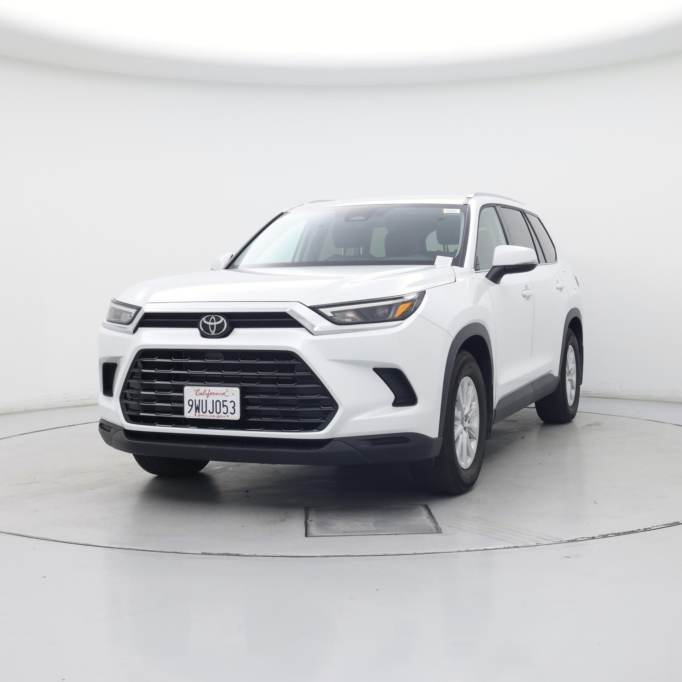 Thumbnail: 2026 Toyota Highlander - 4