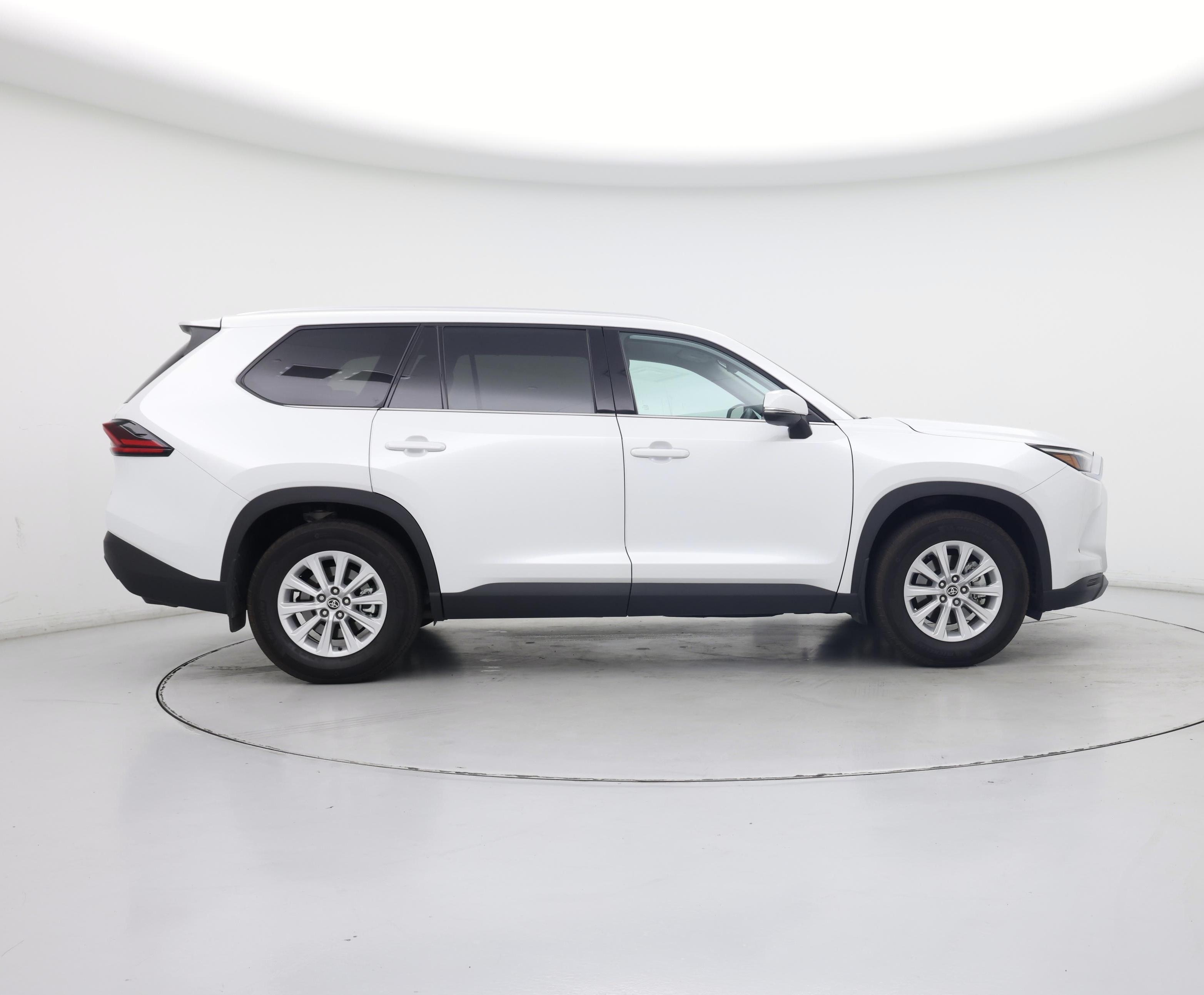 Thumbnail: 2026 Toyota Highlander - 7