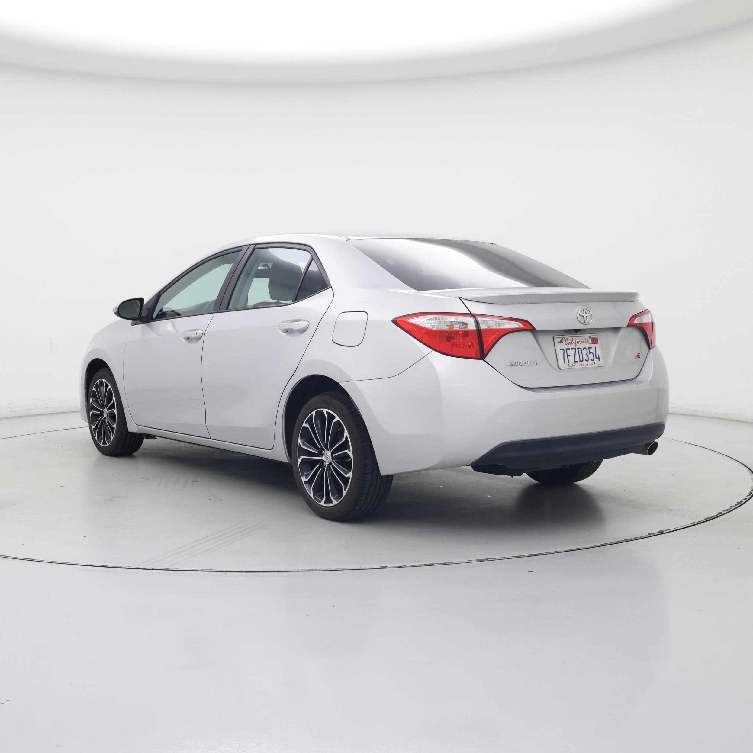 Thumbnail: 2014 Toyota Corolla - 2