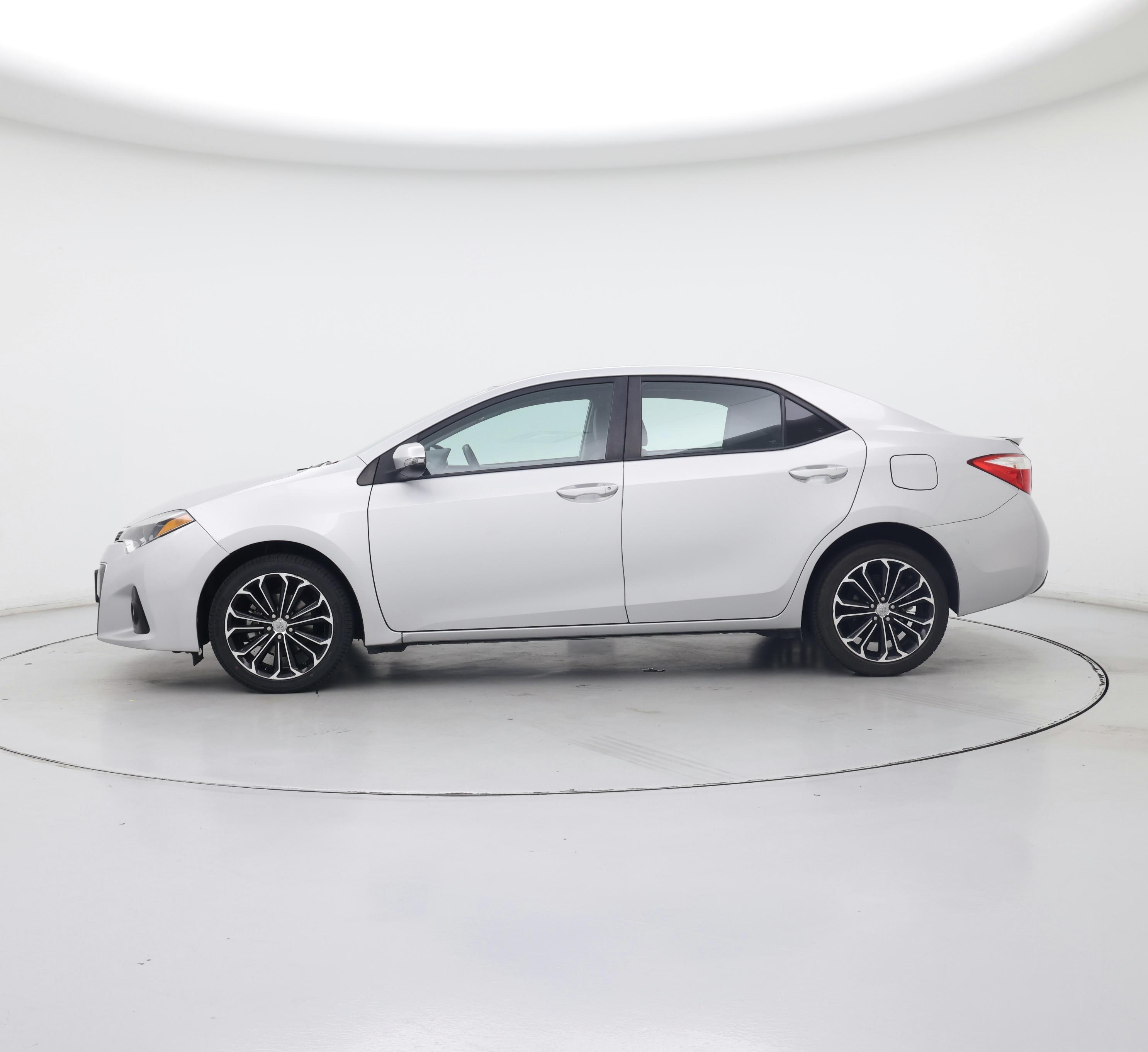 Thumbnail: 2014 Toyota Corolla - 3