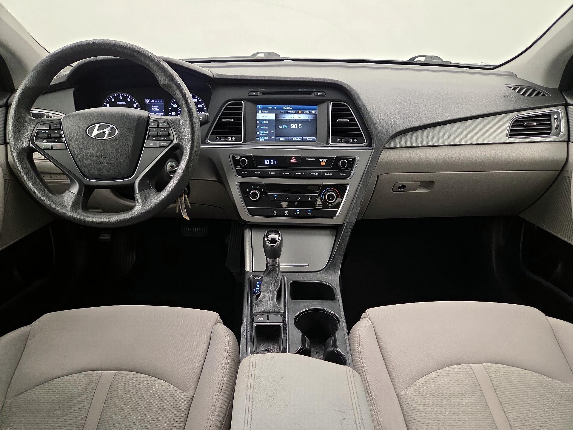 Thumbnail: 2016 Hyundai Sonata - 9