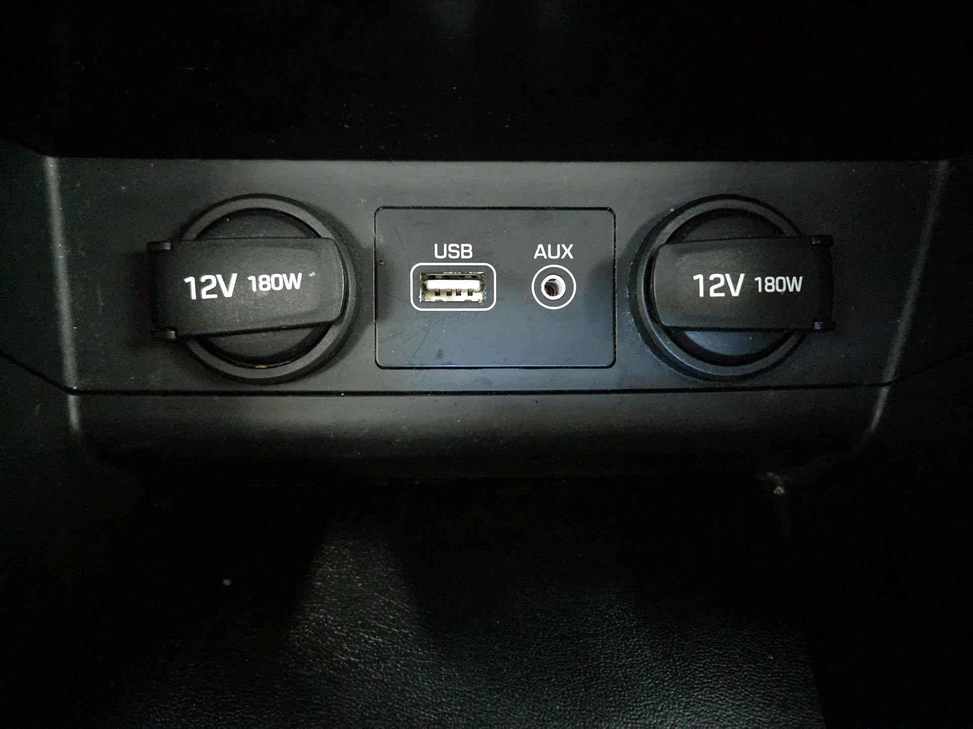 Thumbnail: 2016 Hyundai Sonata - 18