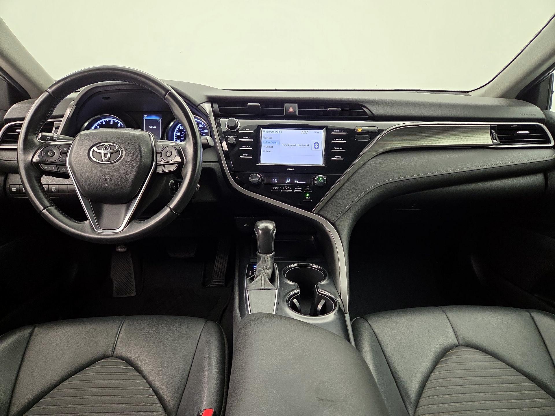Thumbnail: 2020 Toyota Camry - 9