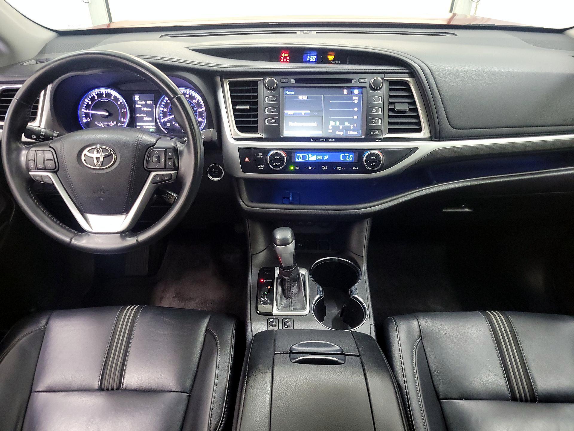 Thumbnail: 2018 Toyota Highlander - 9