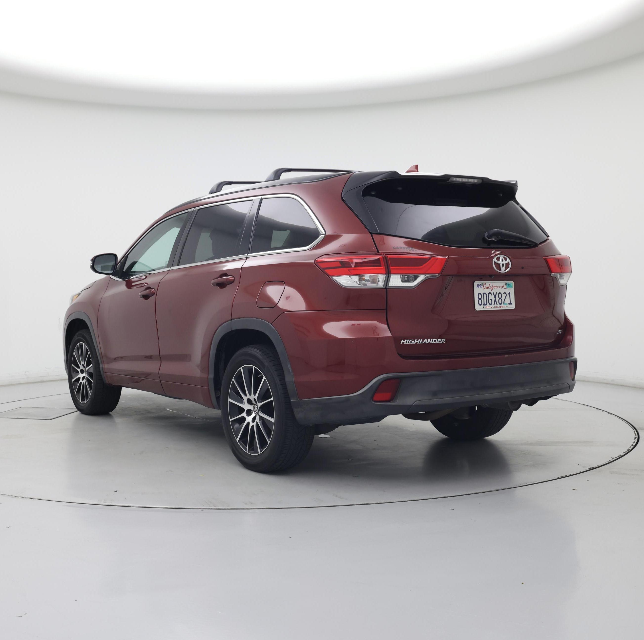 Thumbnail: 2018 Toyota Highlander - 2