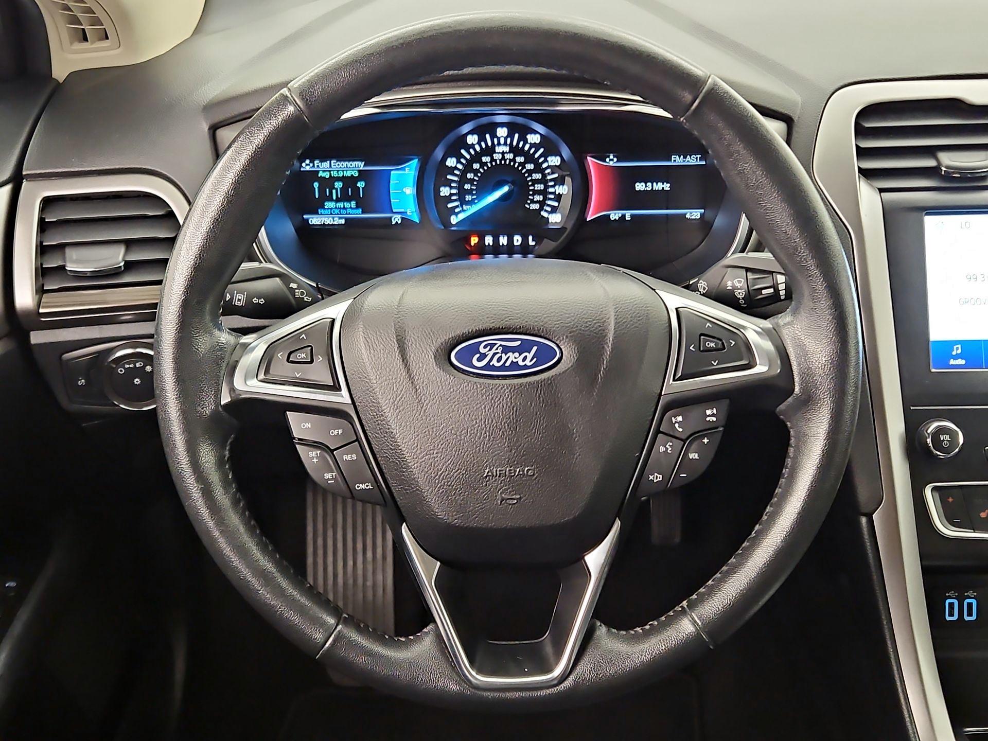 Thumbnail: 2020 Ford Fusion - 10