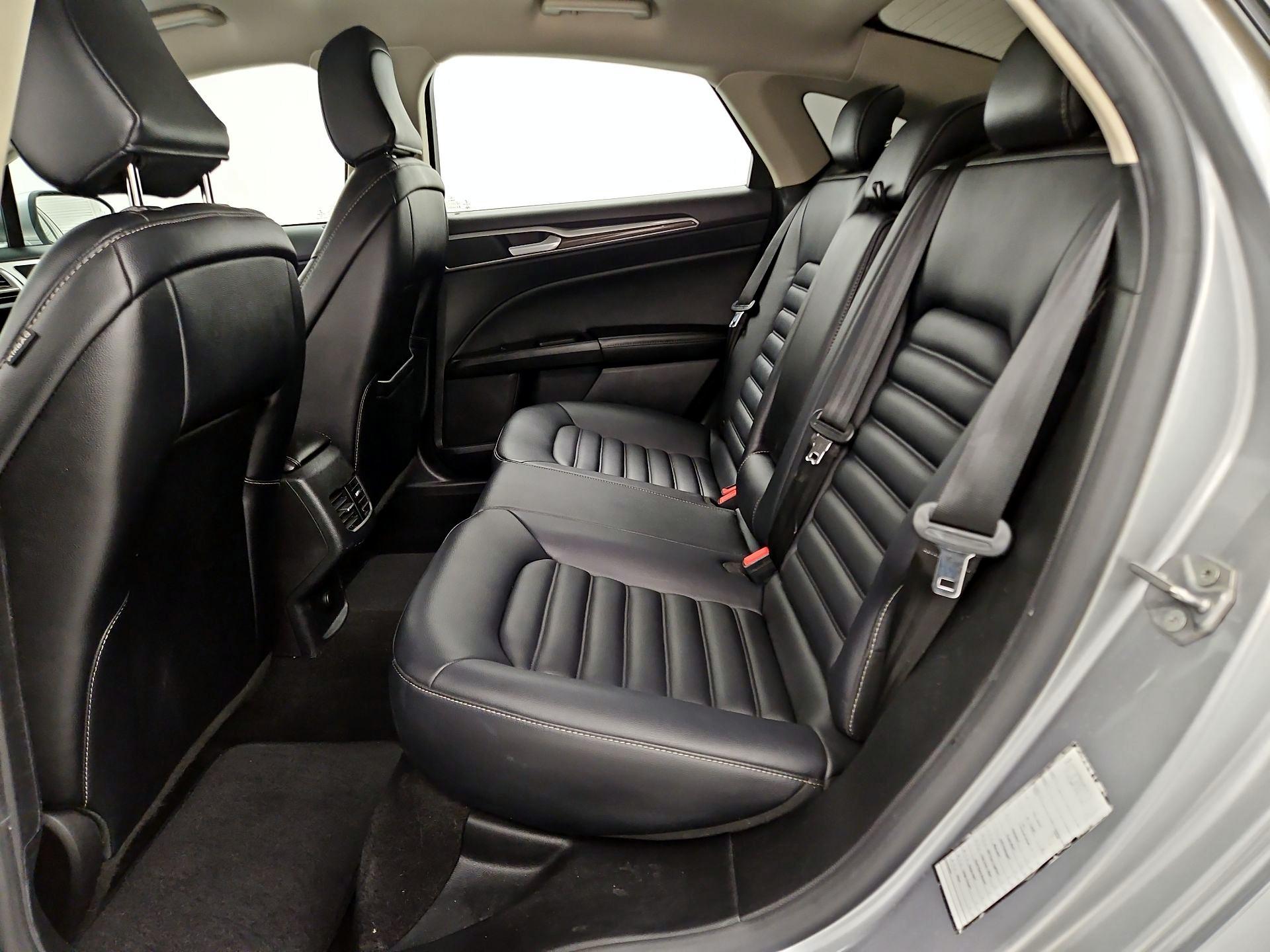 Thumbnail: 2020 Ford Fusion - 19