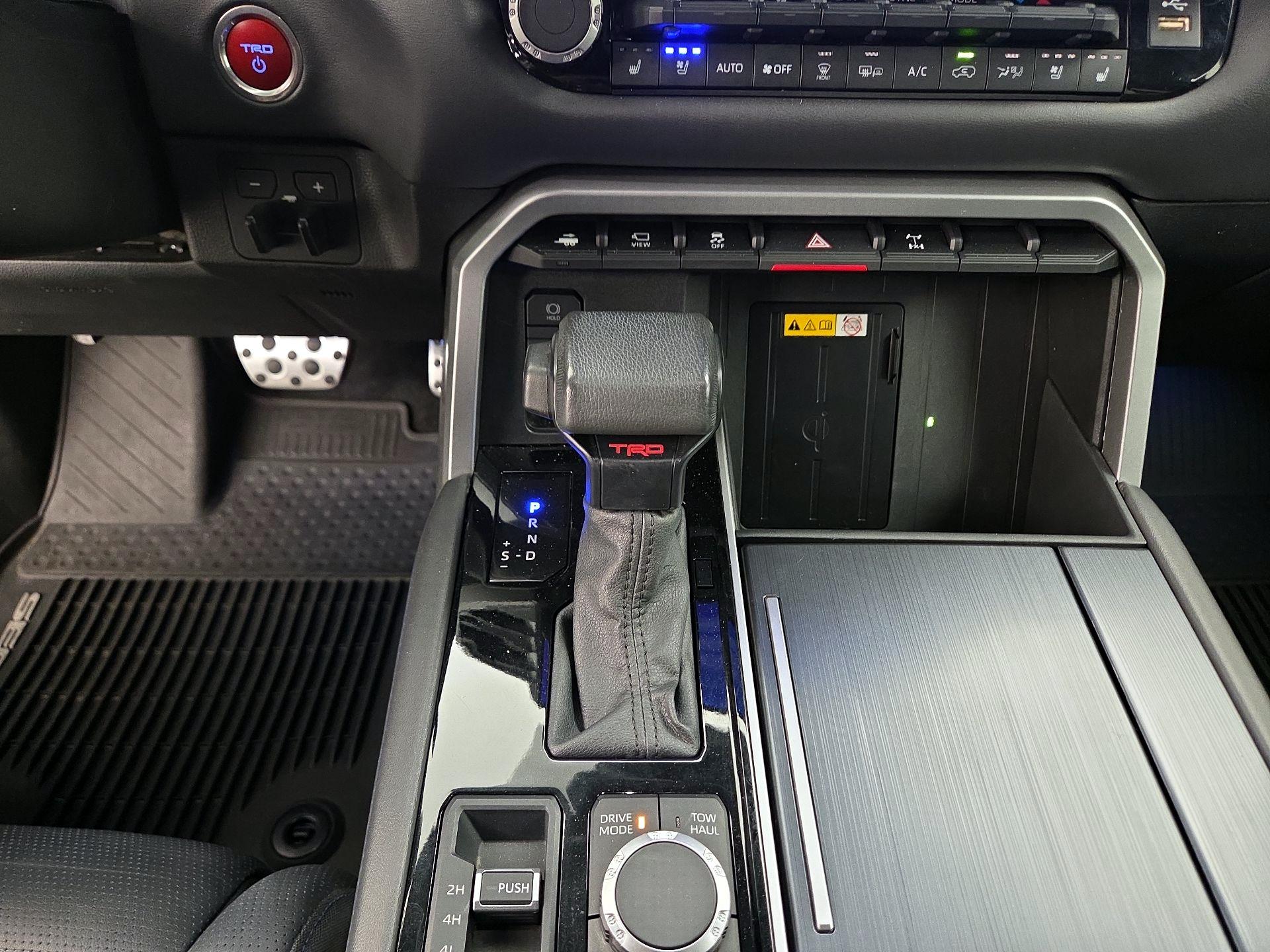 Thumbnail: 2024 Toyota Sequoia - 17
