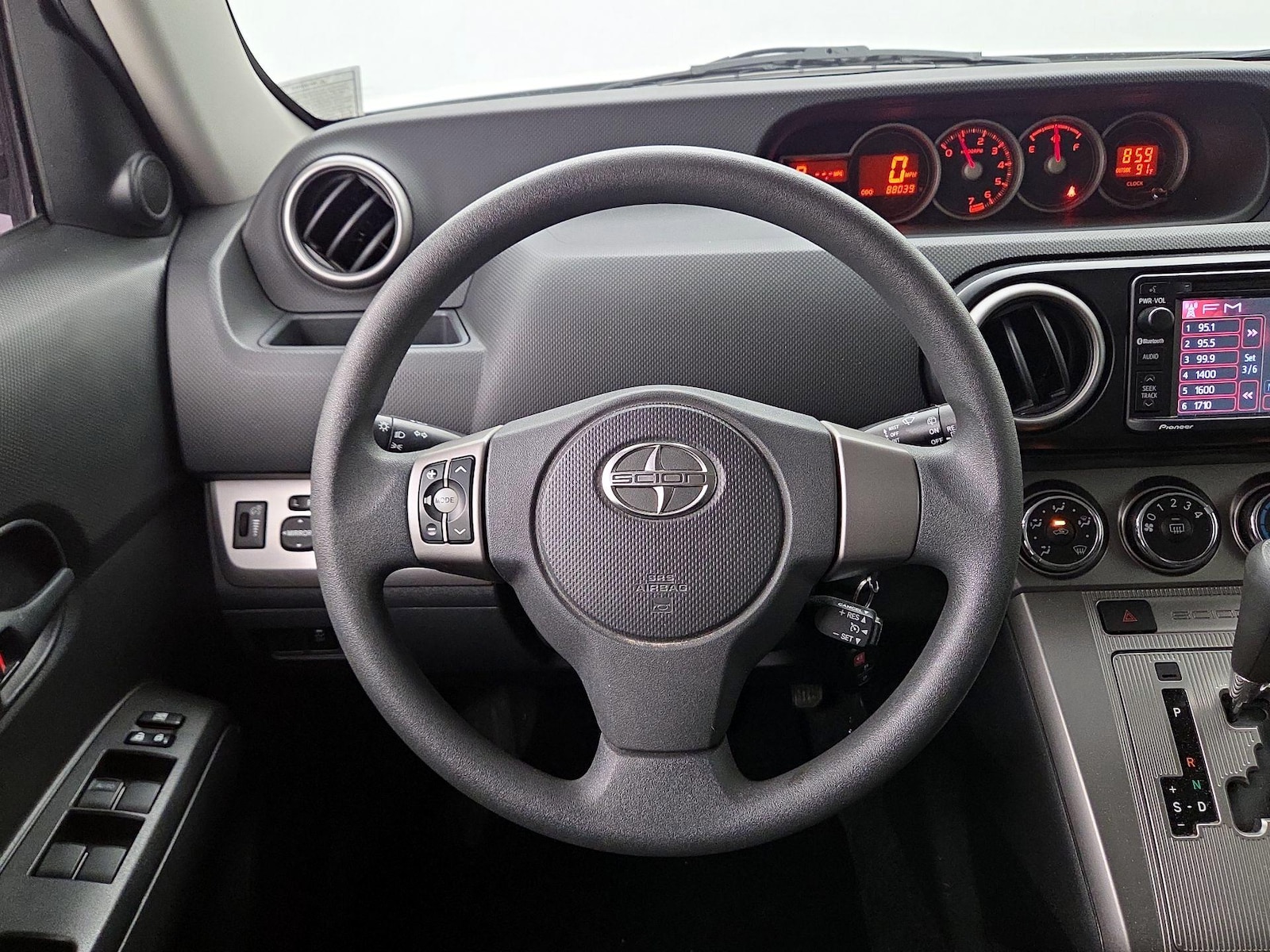 2014 Scion xB Base - Photo 11