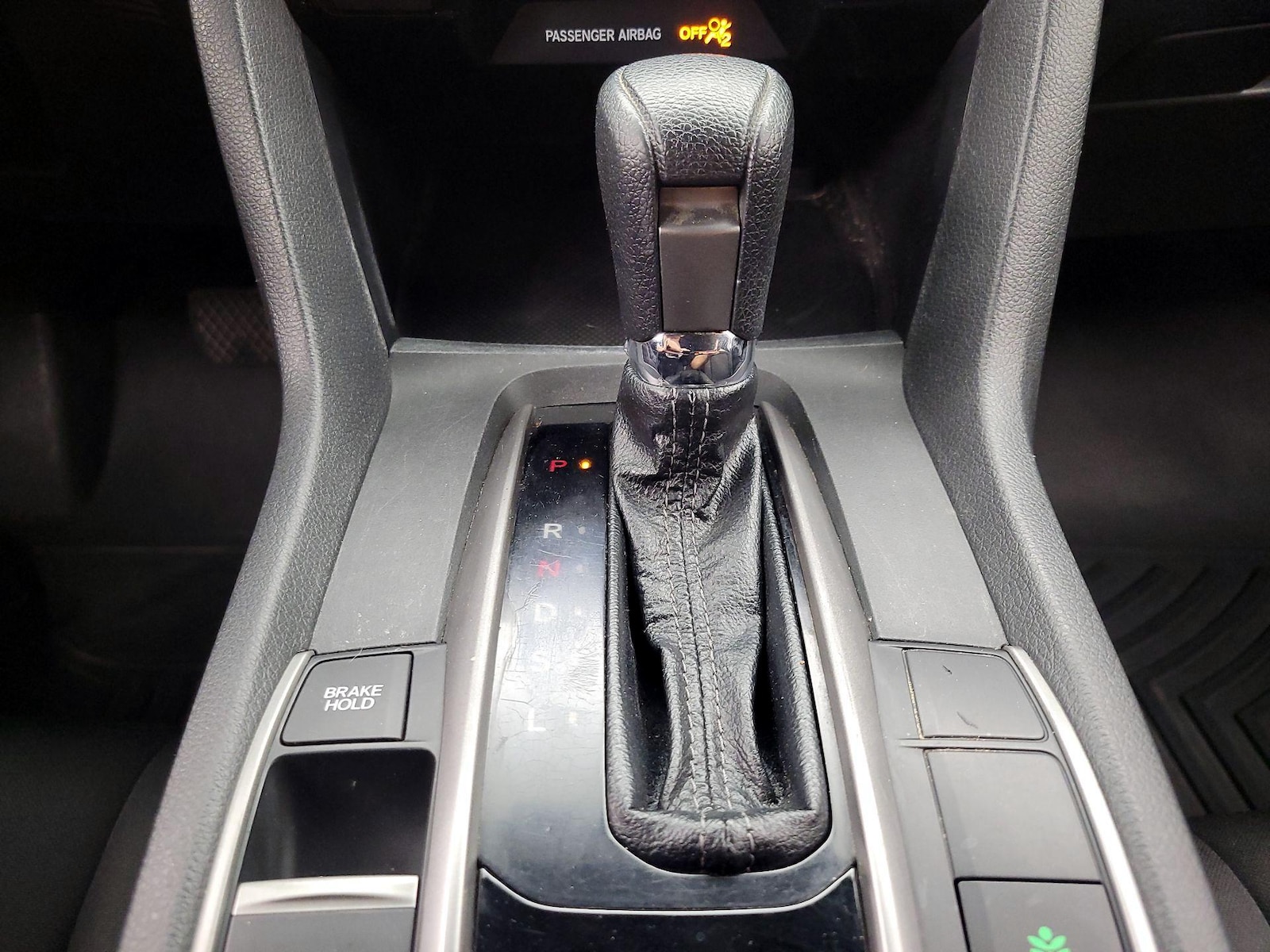 2018 Honda Civic Hatchback EX - Photo 17