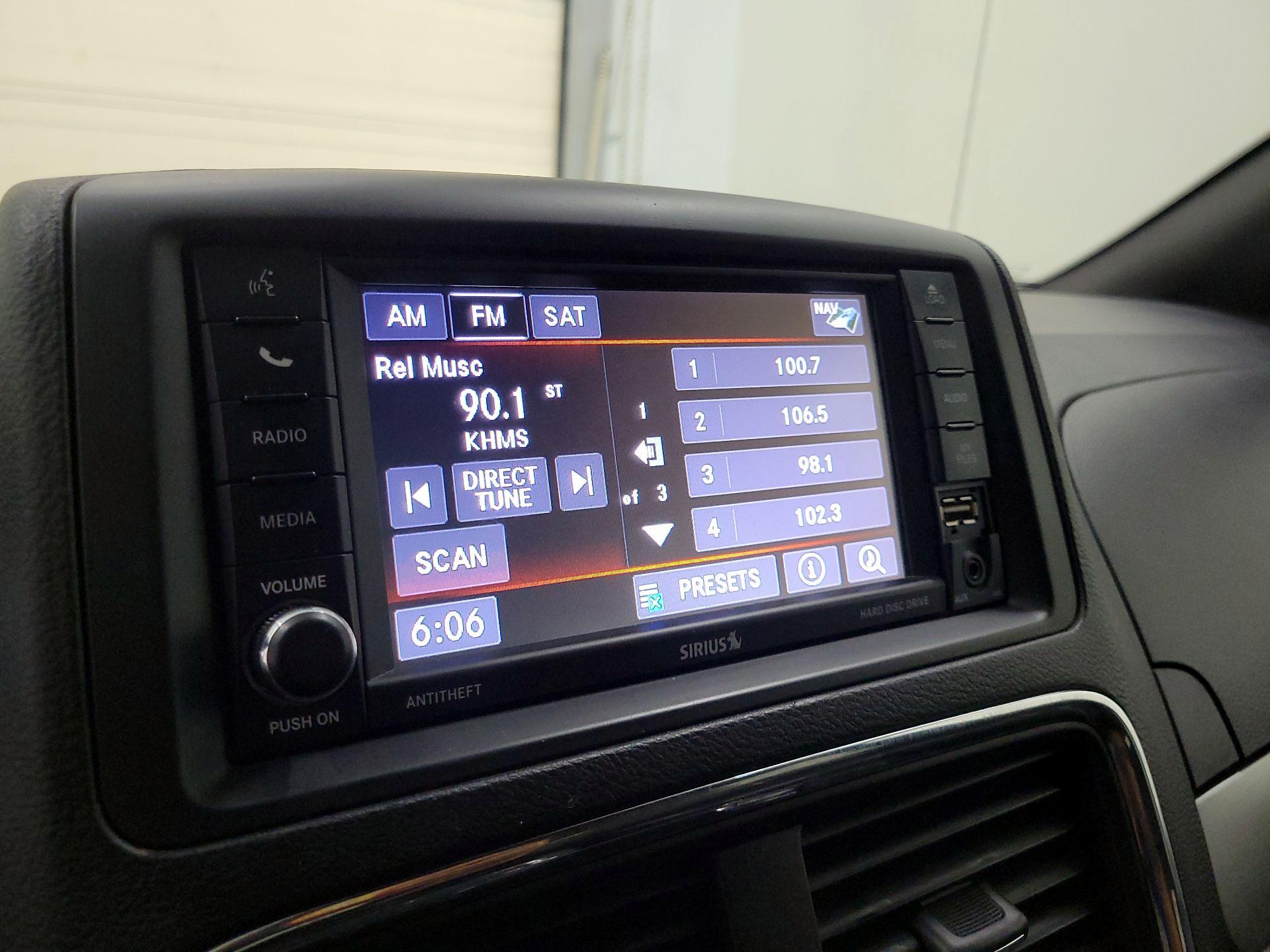 Thumbnail: 2019 Dodge Grand Caravan - 15