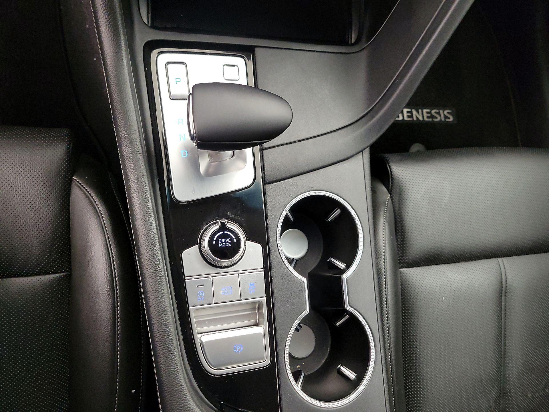 Thumbnail: 2020 Genesis G70 - 17