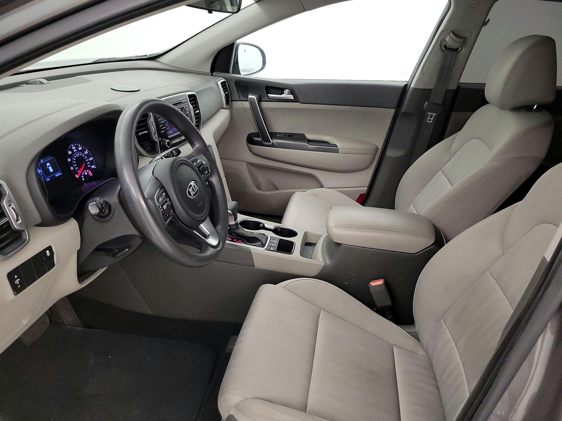 Thumbnail: 2017 Kia Sportage - 11