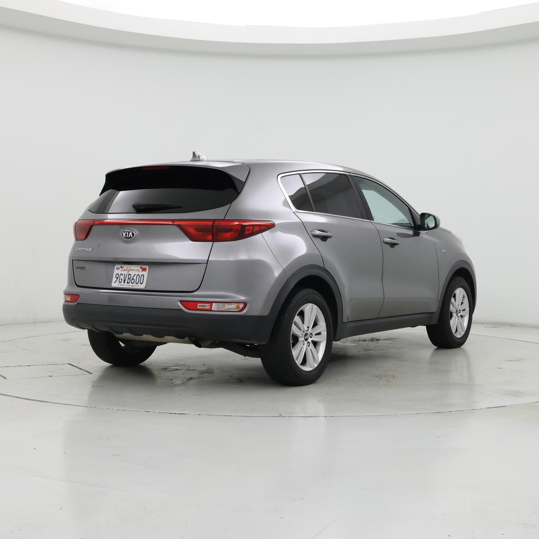 Thumbnail: 2017 Kia Sportage - 8