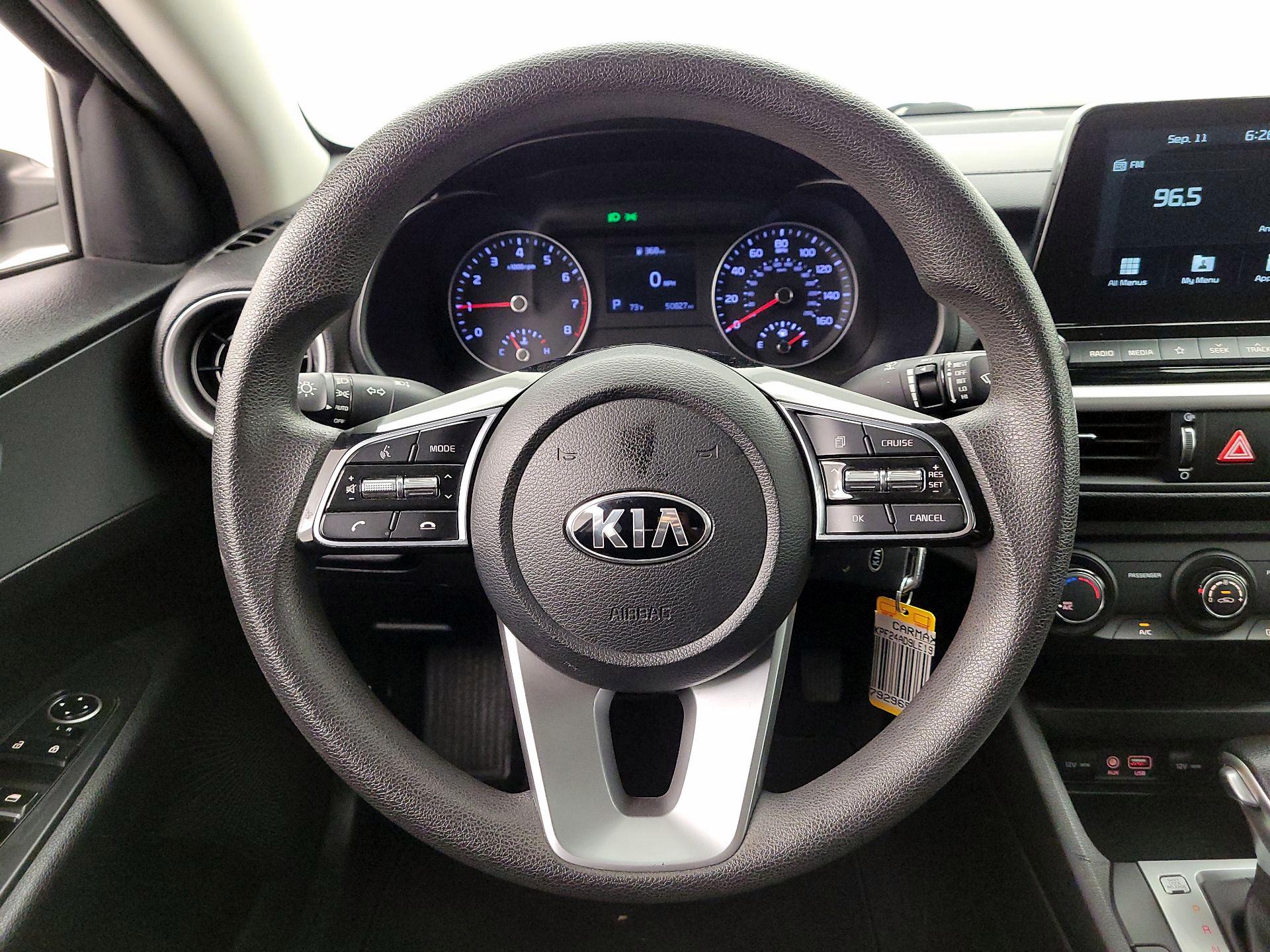 Thumbnail: 2020 Kia Forte - 10