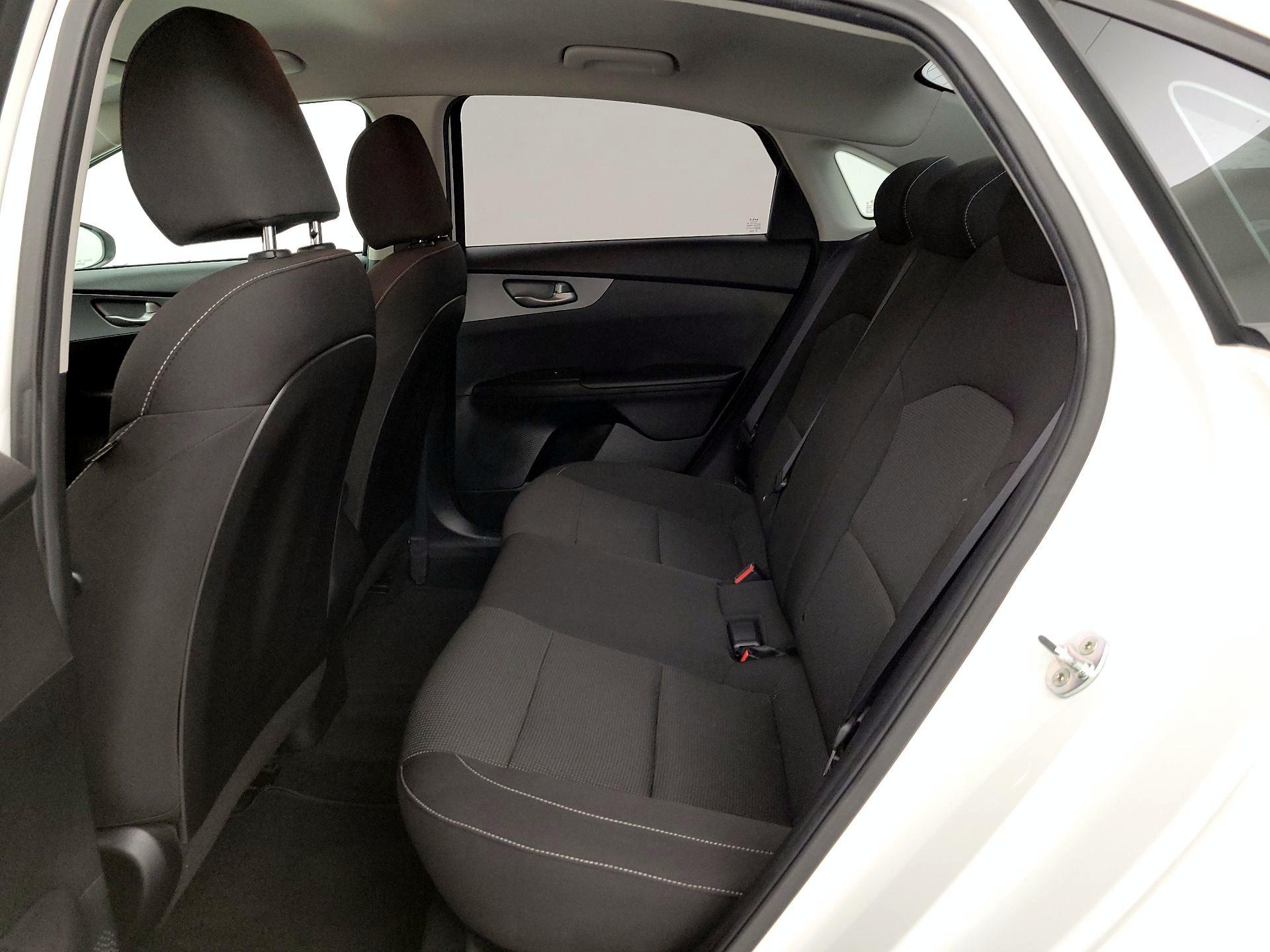 Thumbnail: 2020 Kia Forte - 19