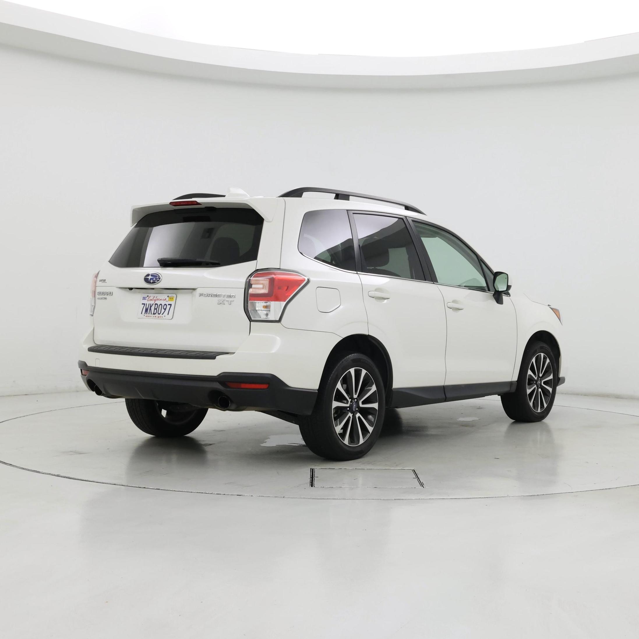 Thumbnail: 2017 Subaru Forester - 8