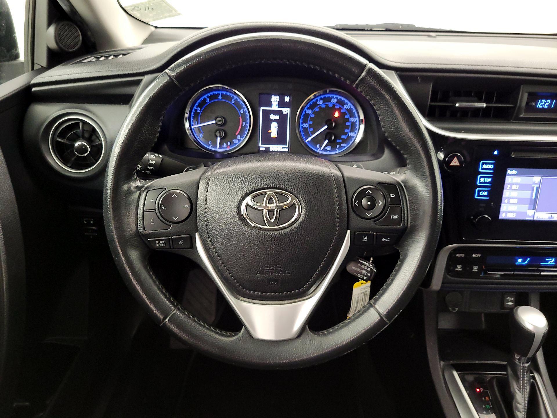 Thumbnail: 2019 Toyota Corolla - 10