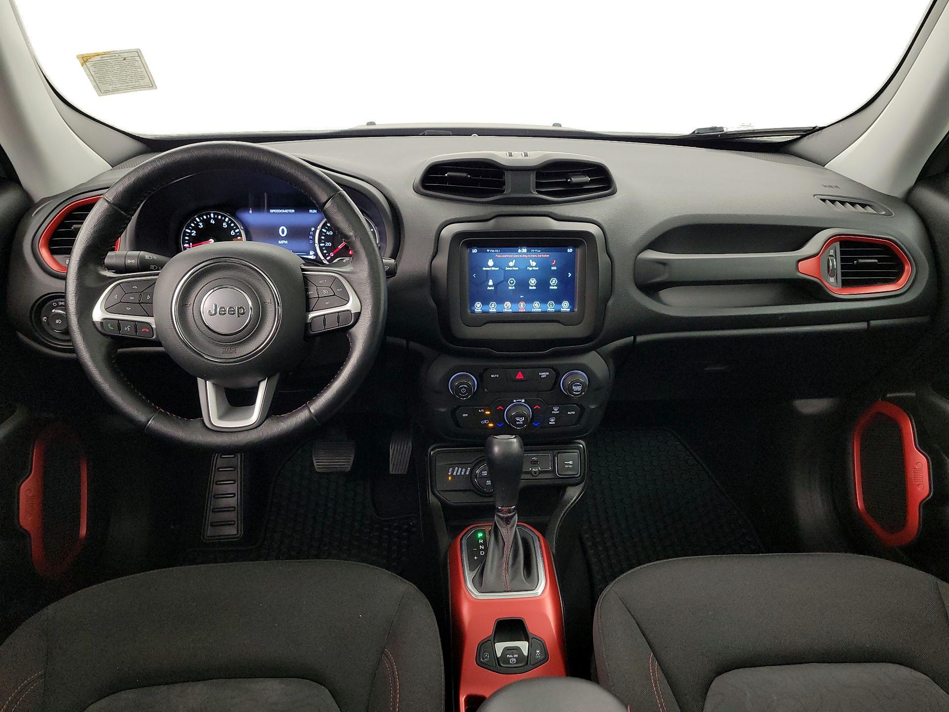 Thumbnail: 2020 Jeep Renegade - 9