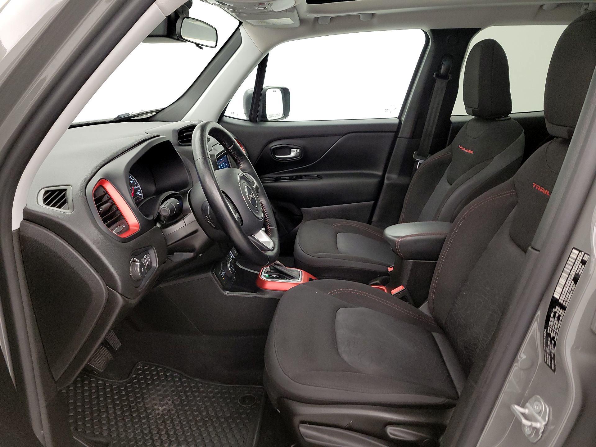 Thumbnail: 2020 Jeep Renegade - 11