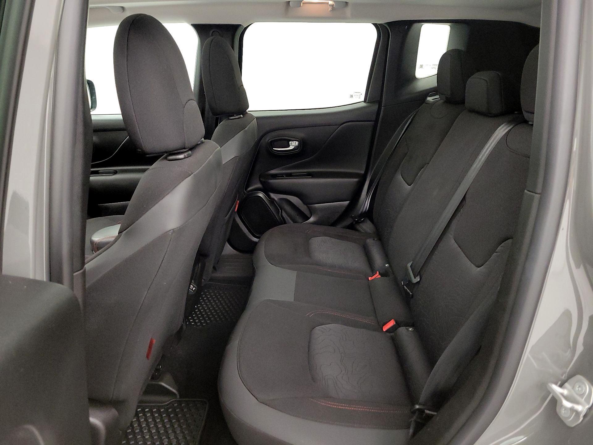 Thumbnail: 2020 Jeep Renegade - 20