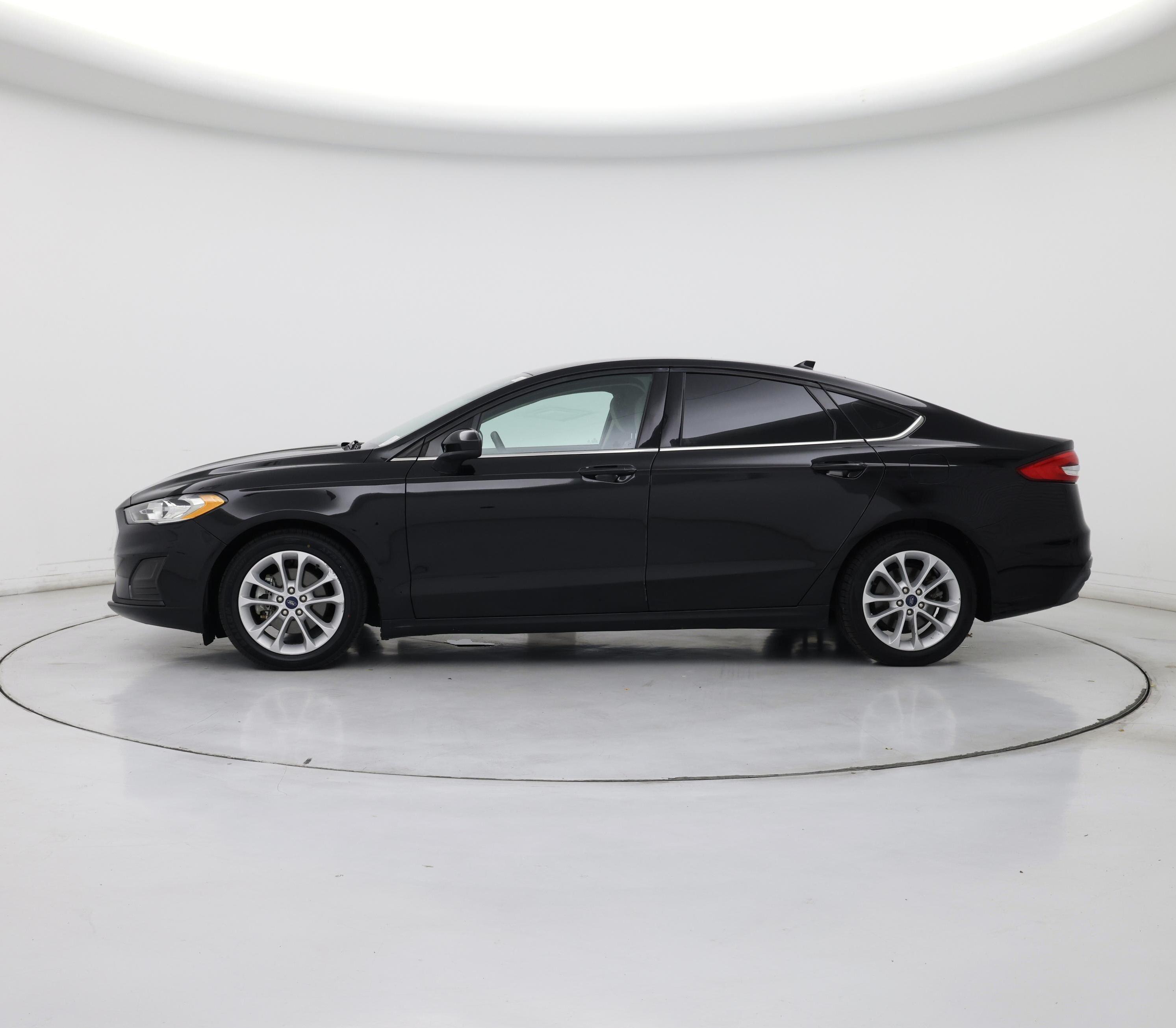 Thumbnail: 2020 Ford Fusion - 3