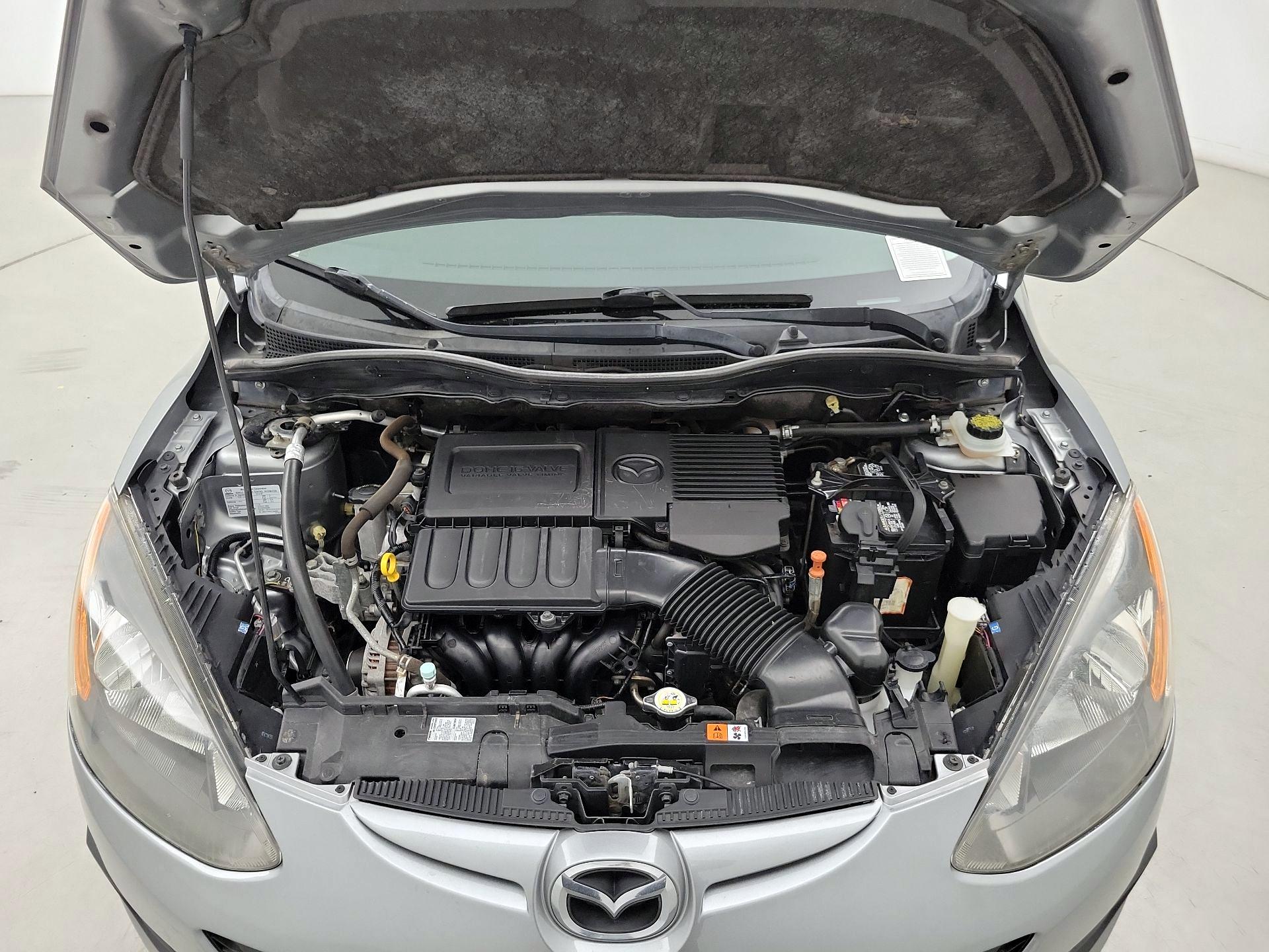 Thumbnail: 2014 Mazda Mazda2 - 20