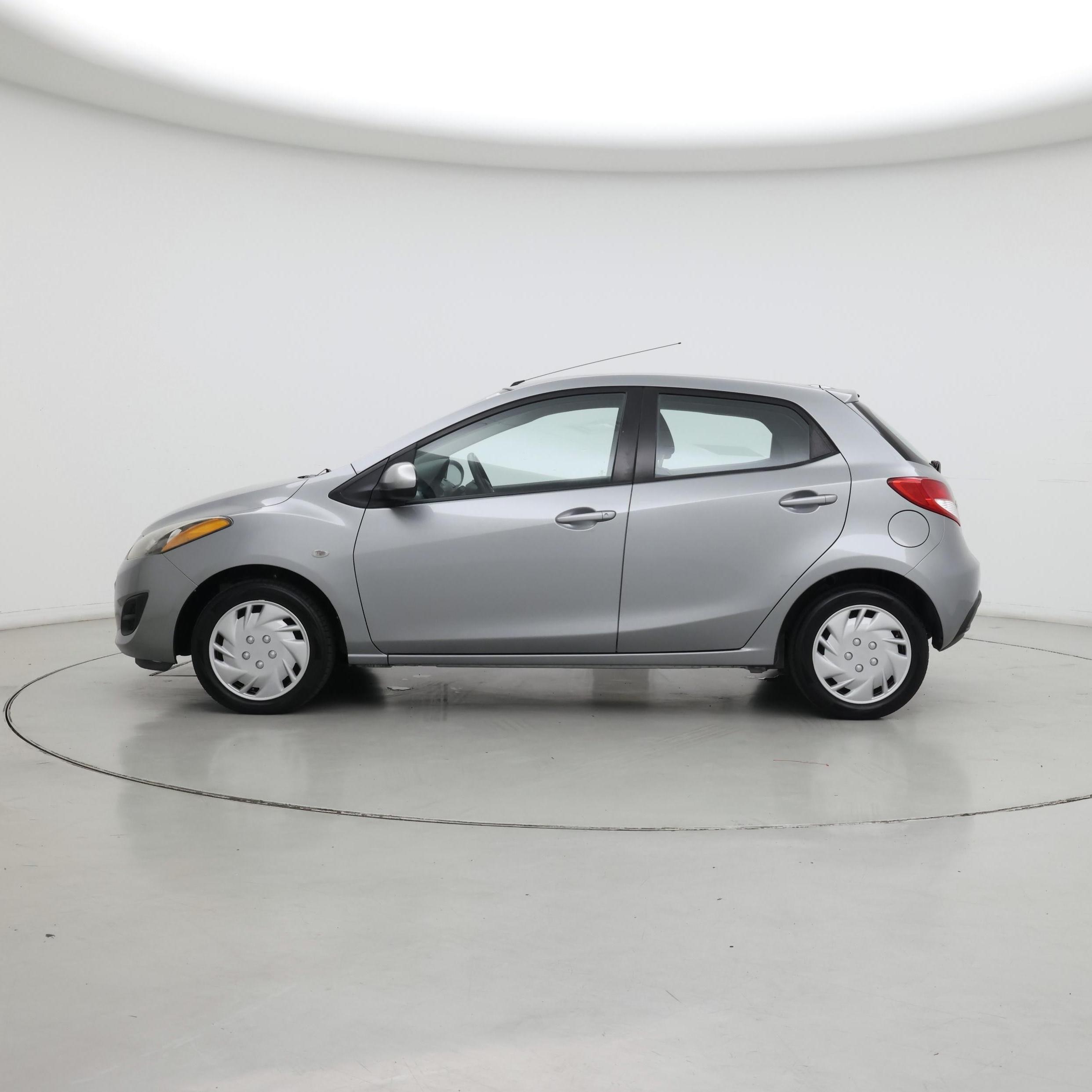 Thumbnail: 2014 Mazda Mazda2 - 3