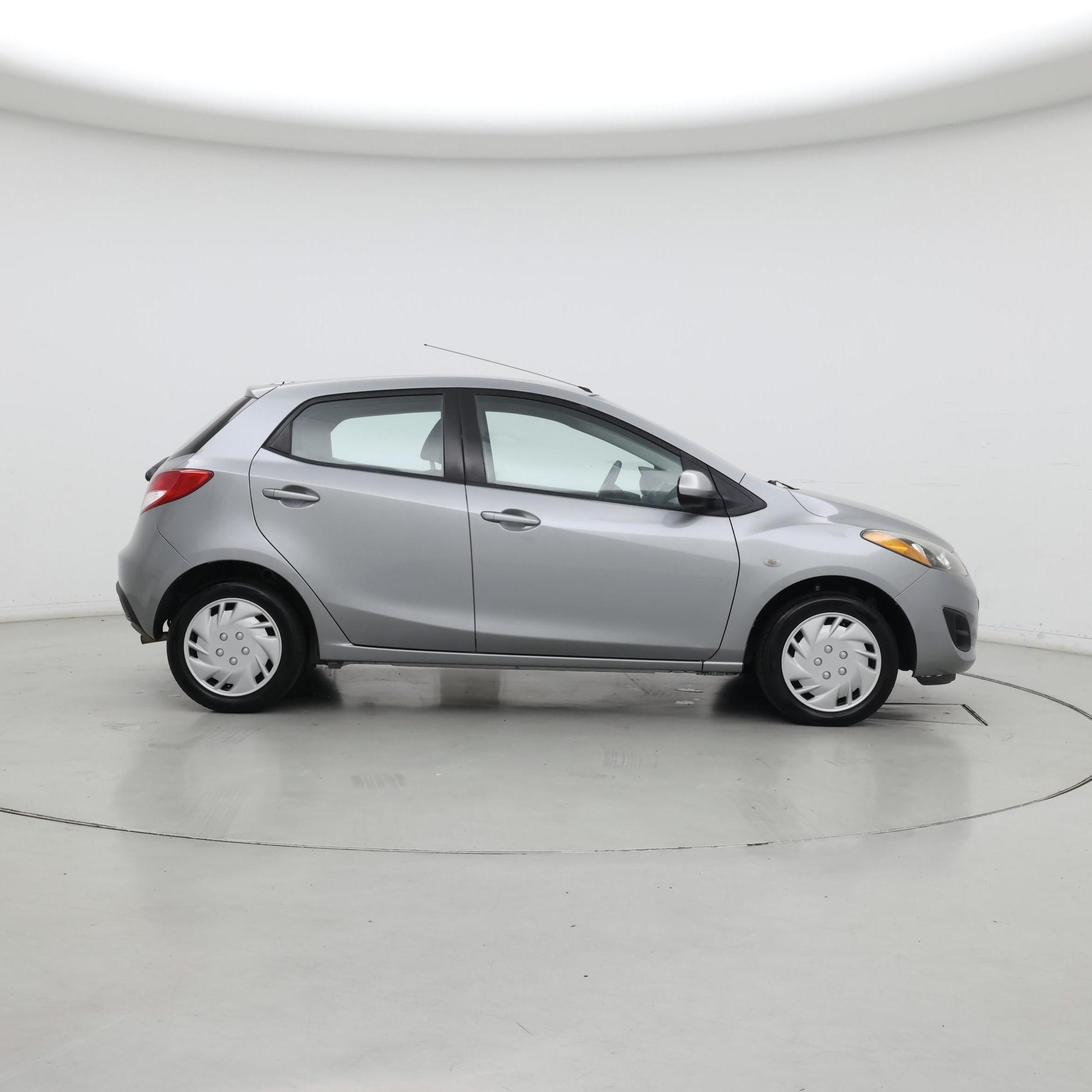 Thumbnail: 2014 Mazda Mazda2 - 7
